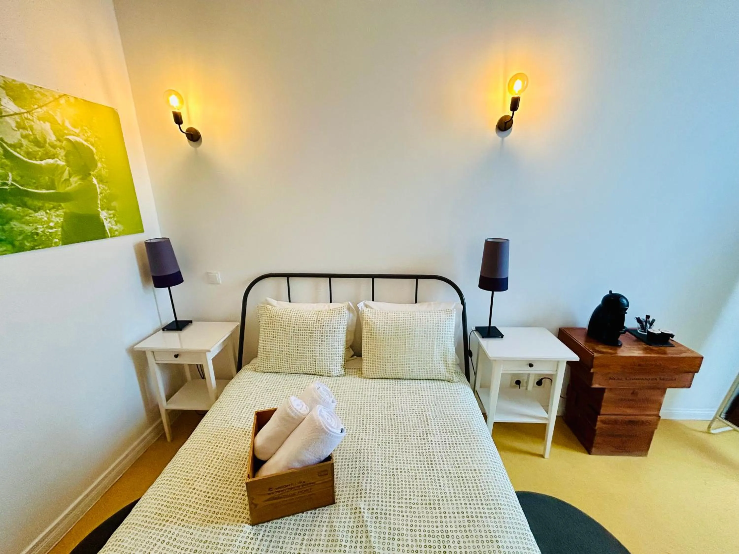 Coffee/tea facilities, Bed in Porto Wine Hostel