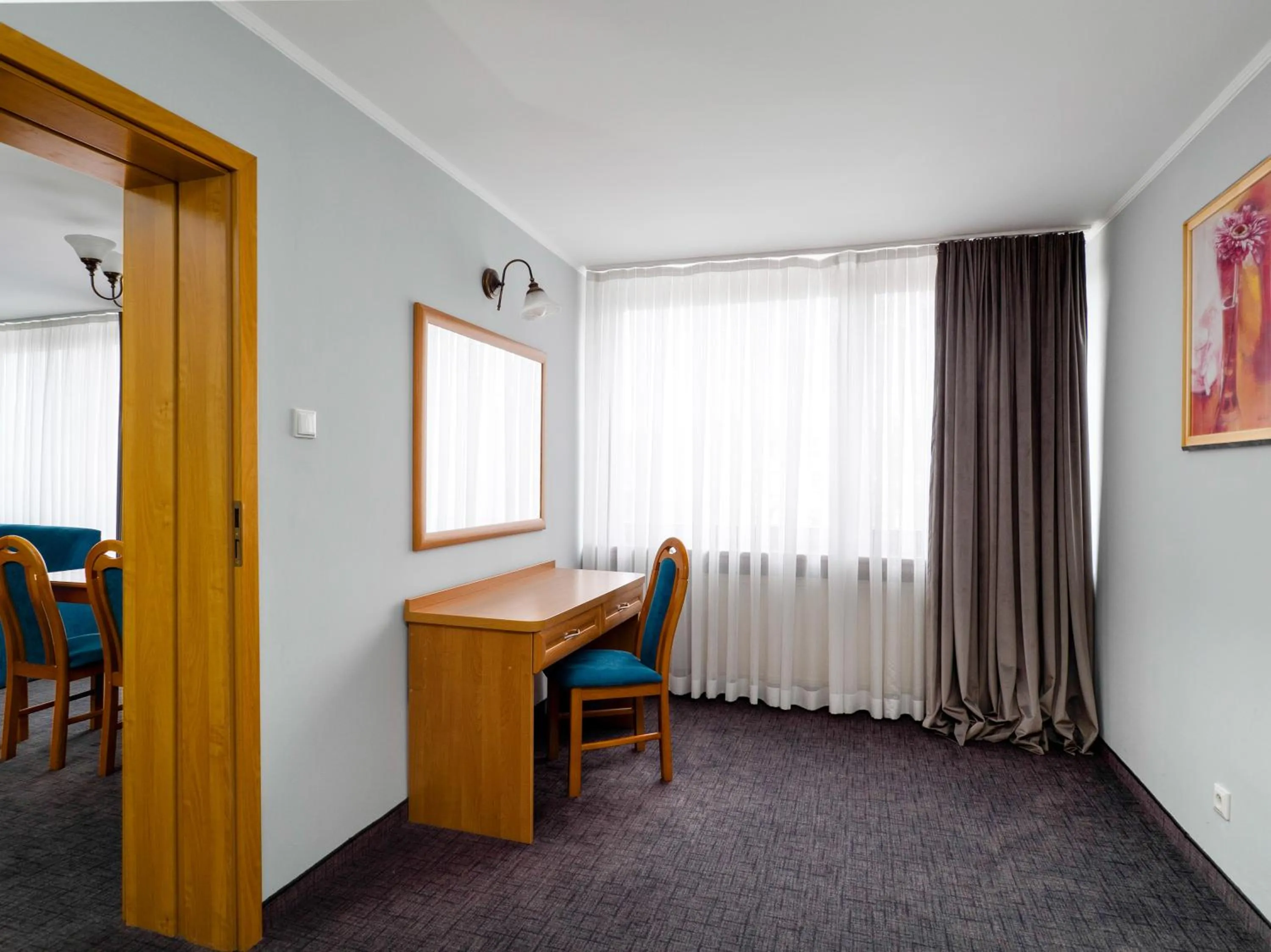 Photo of the whole room in Hyrny