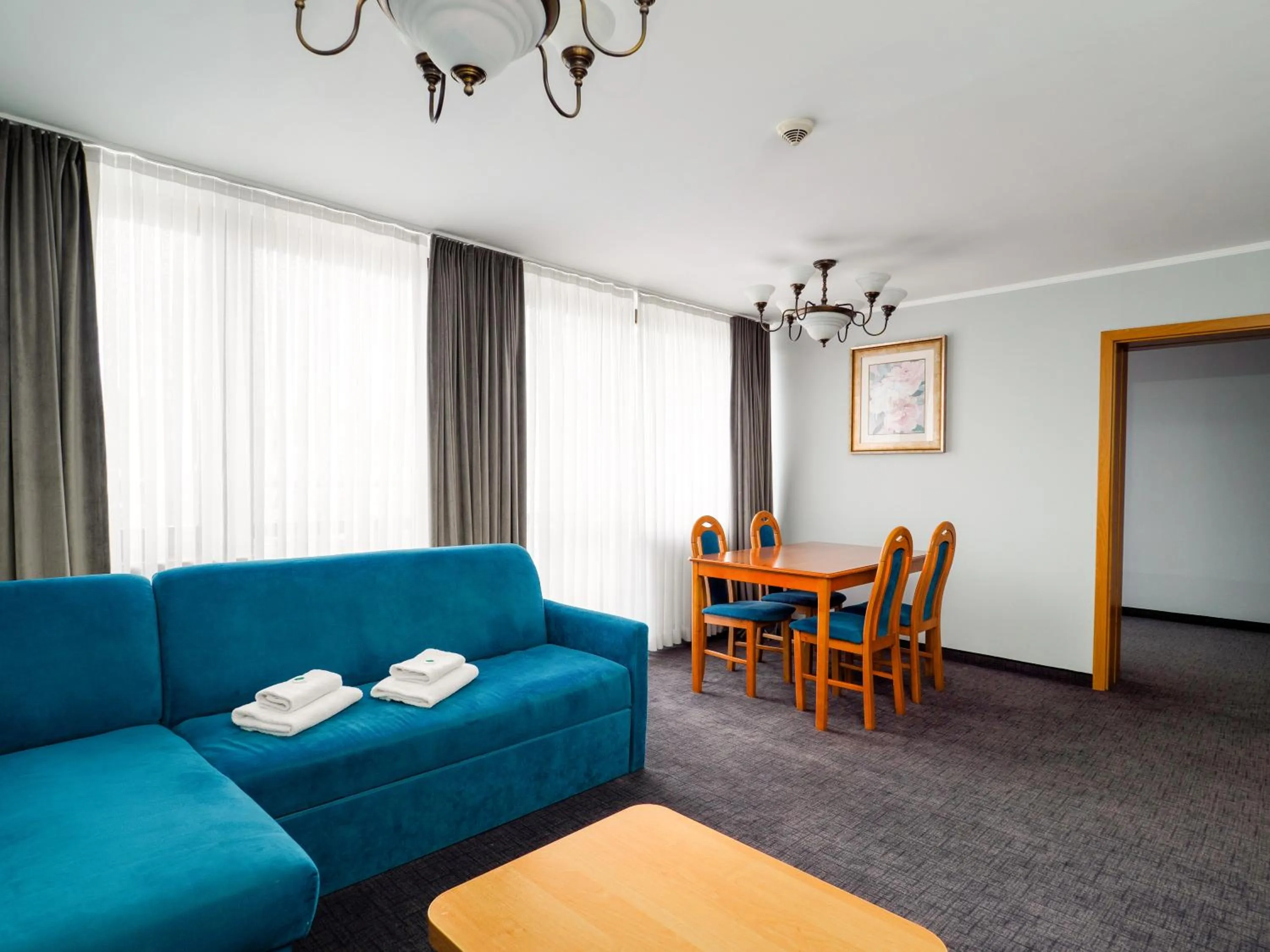 Photo of the whole room in Hyrny