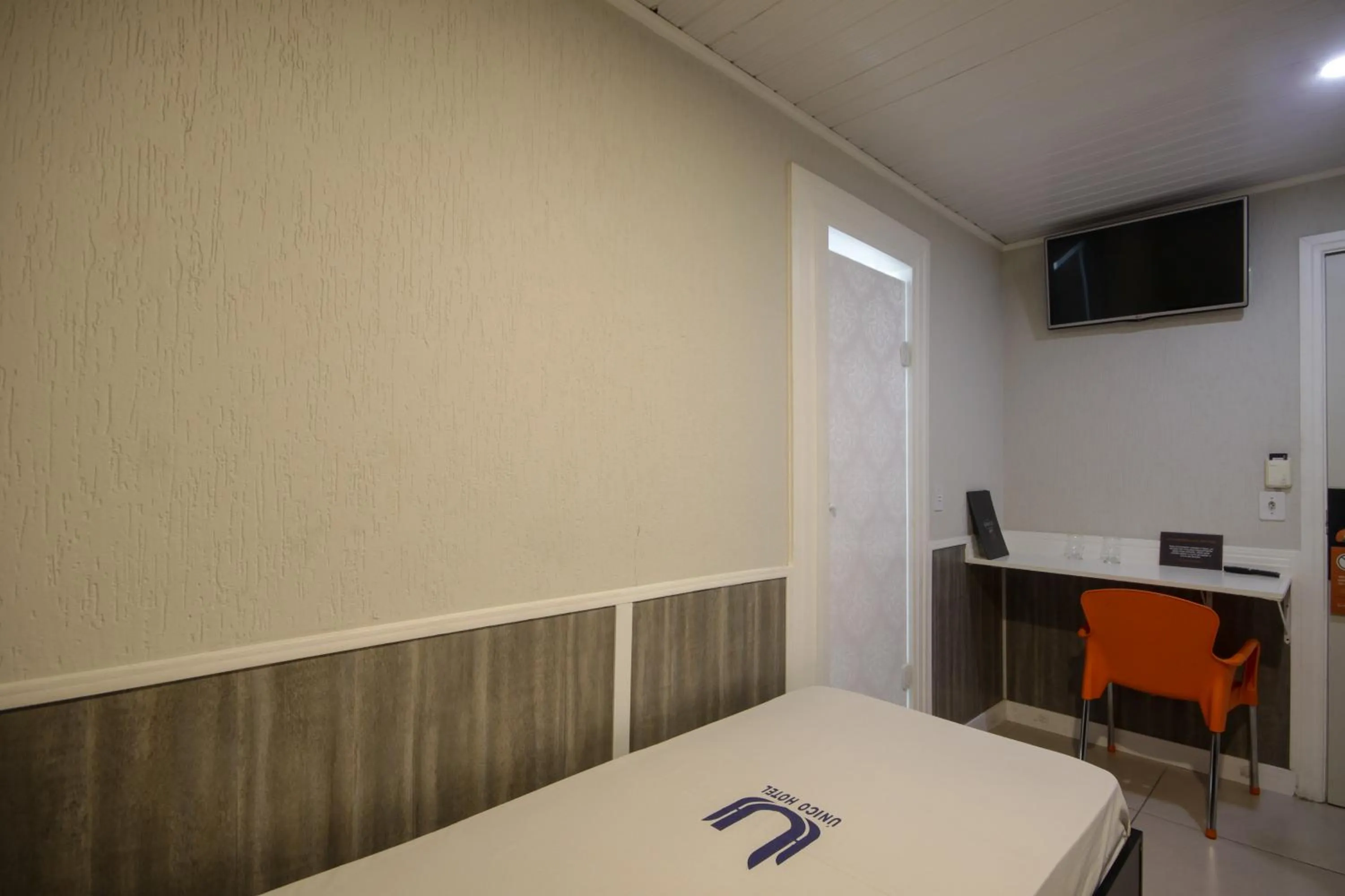 Bed in Calamares Hotel São Caetano