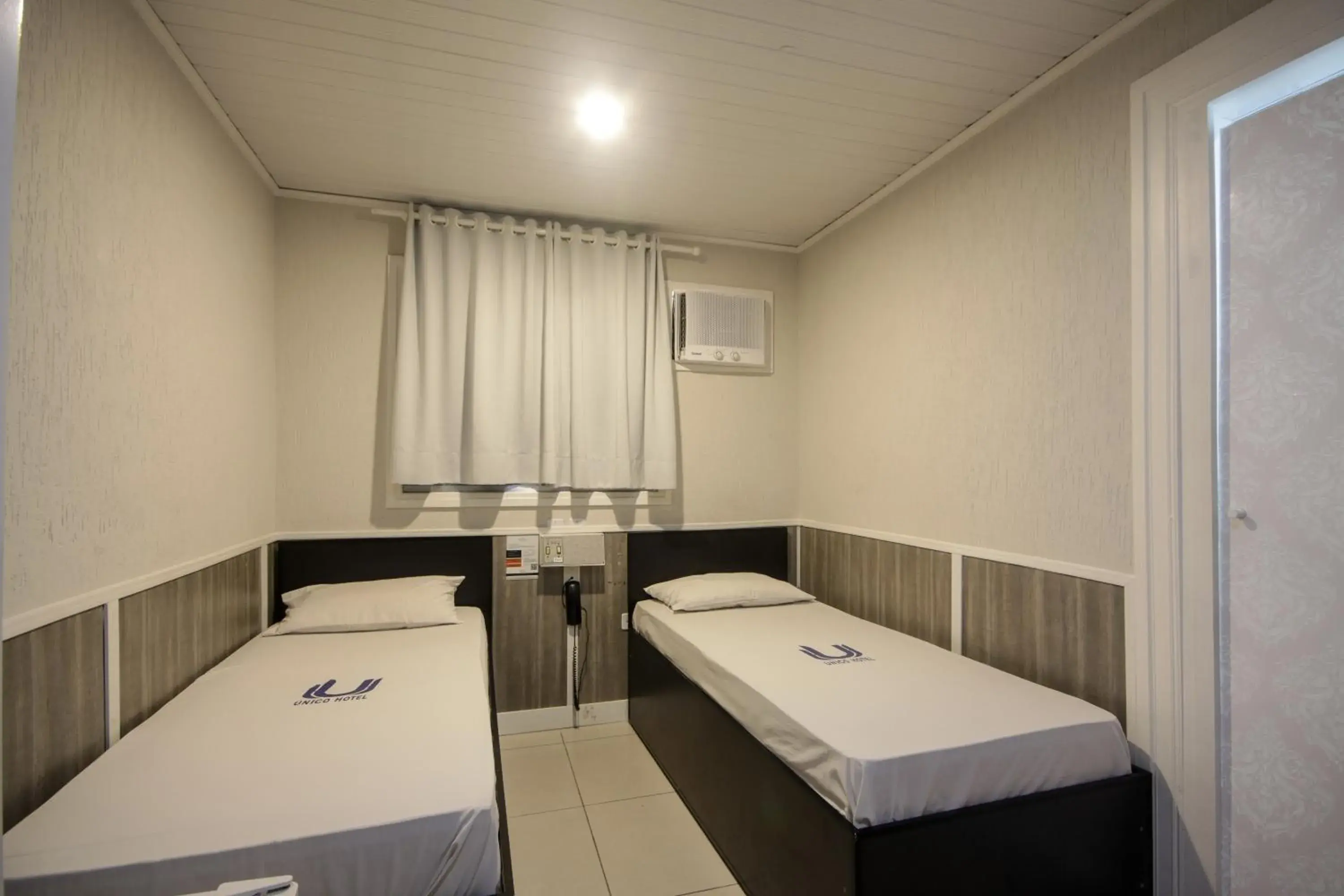 Standard Twin Room in Calamares Hotel São Caetano Standard Twin Room in Calamares Hotel São Caetano