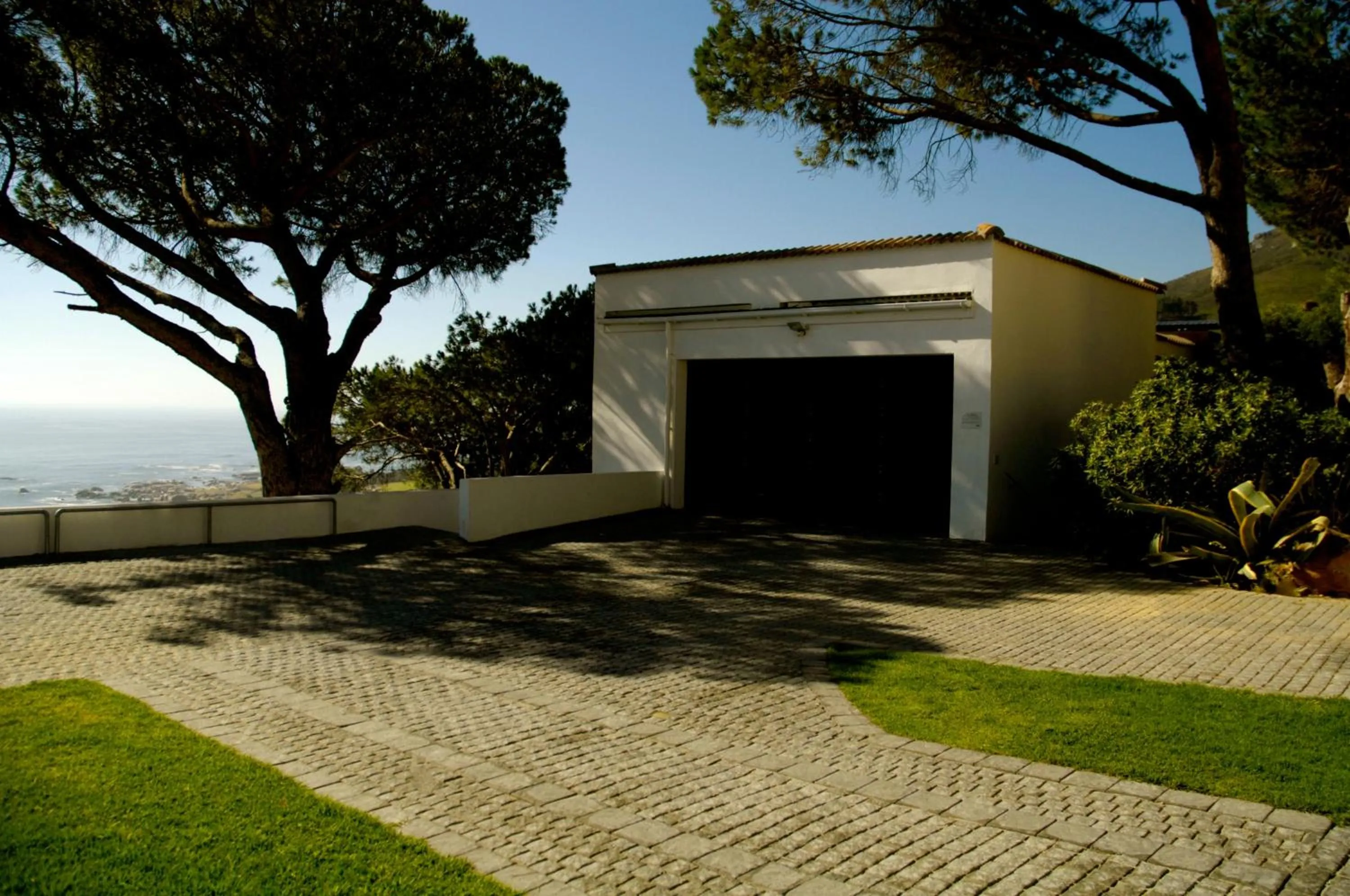 Facade/entrance in Boutique@10