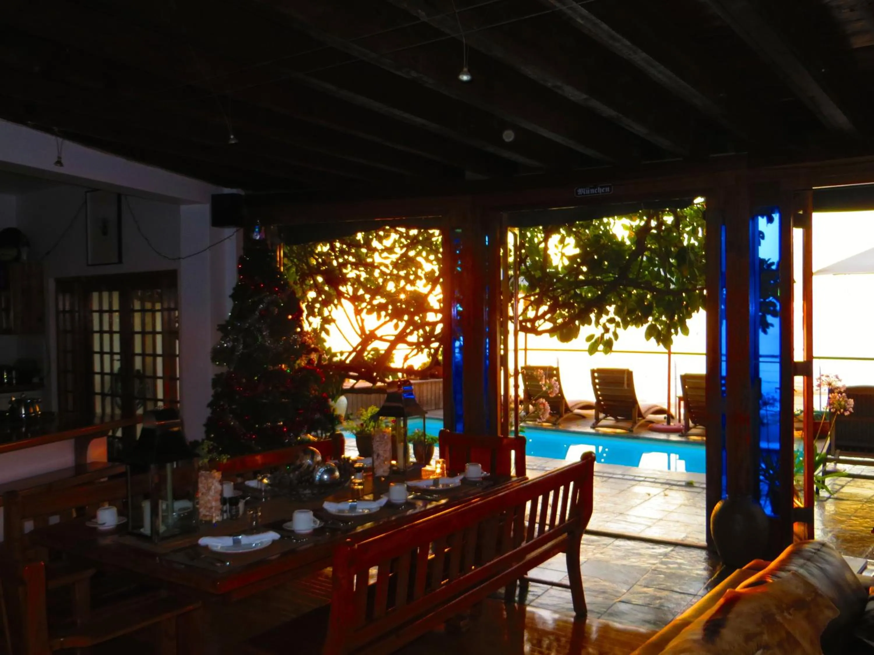 Patio in Boutique@10