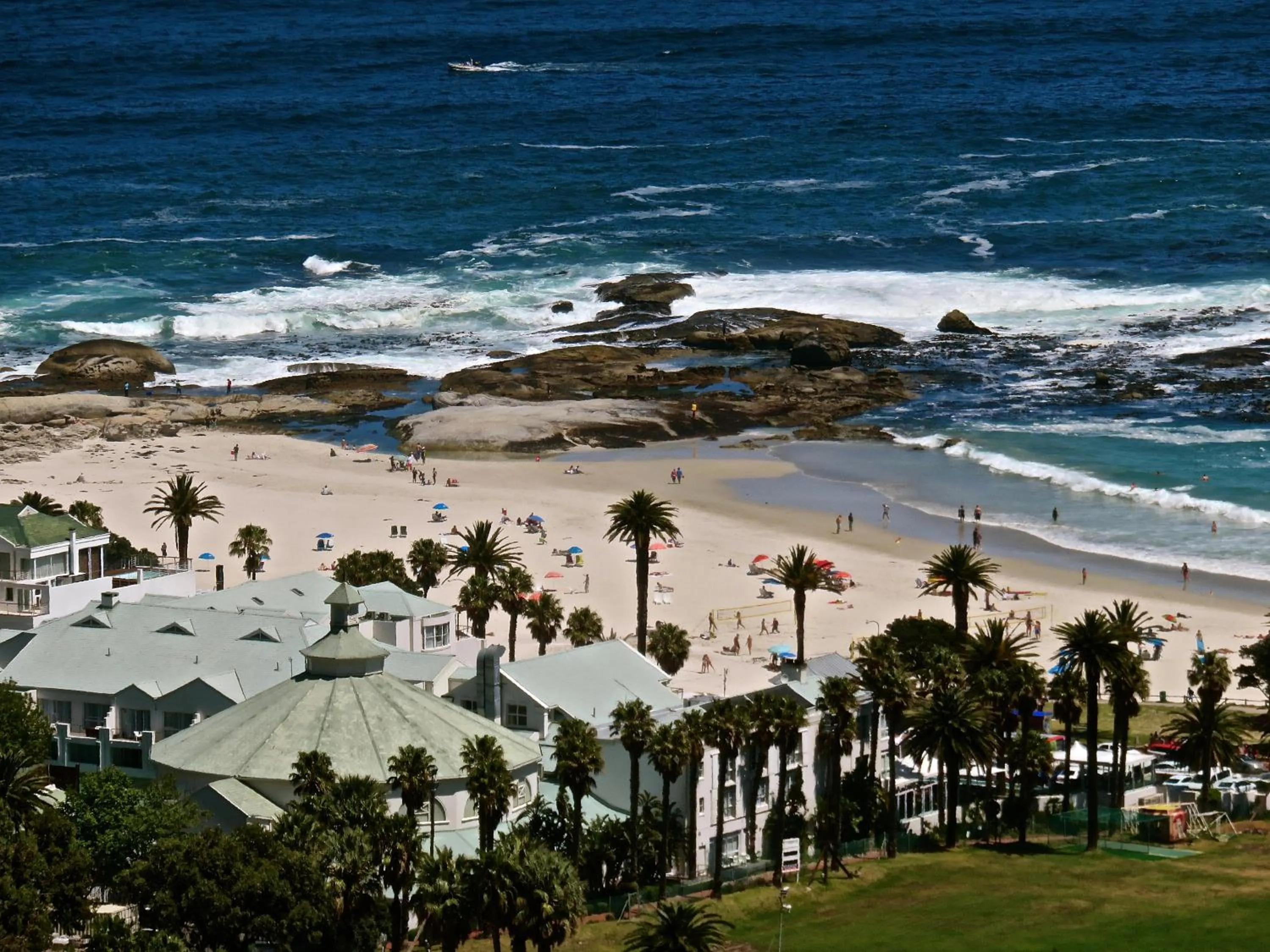 Patio in Boutique@10