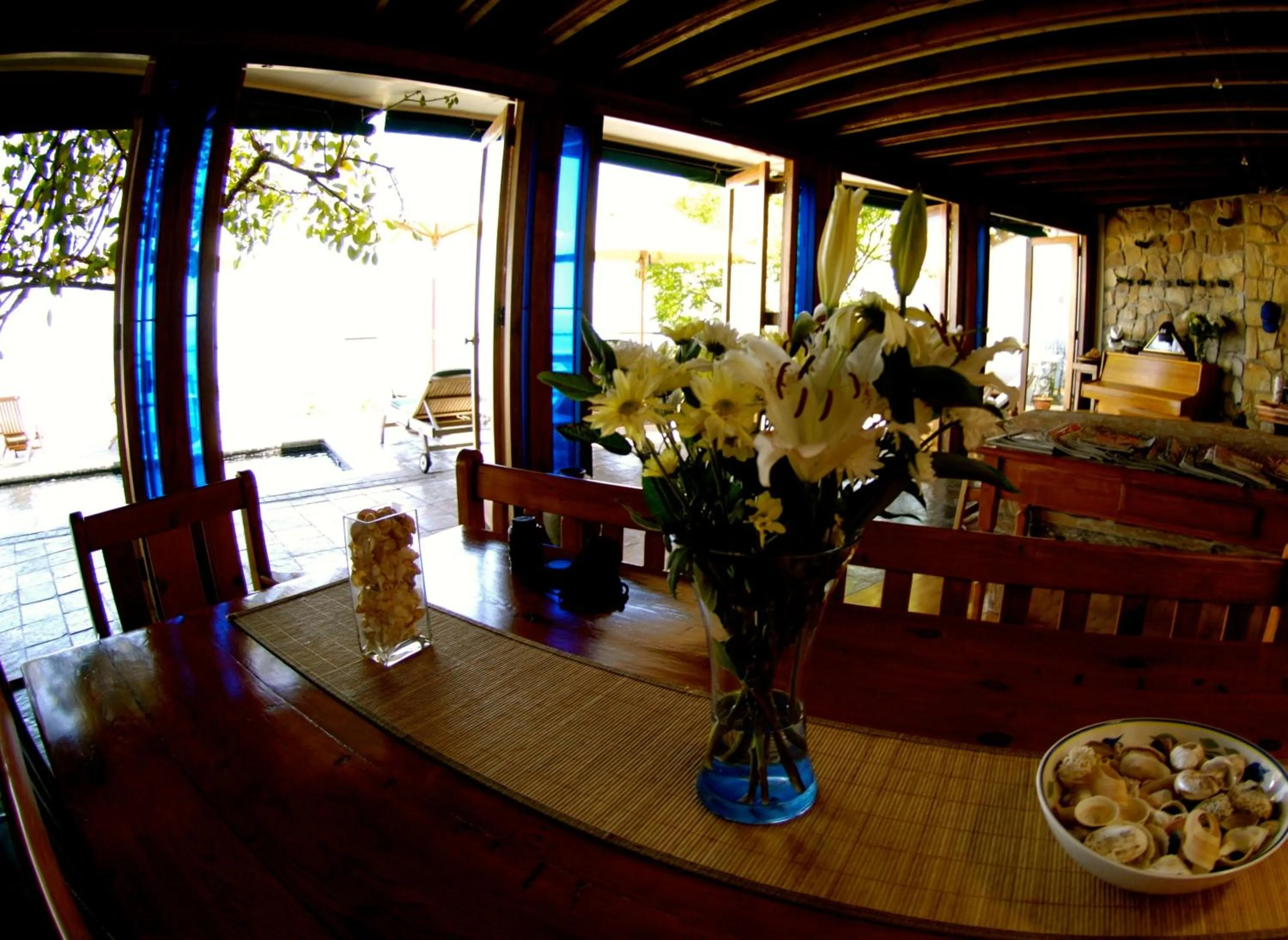 Patio in Boutique@10