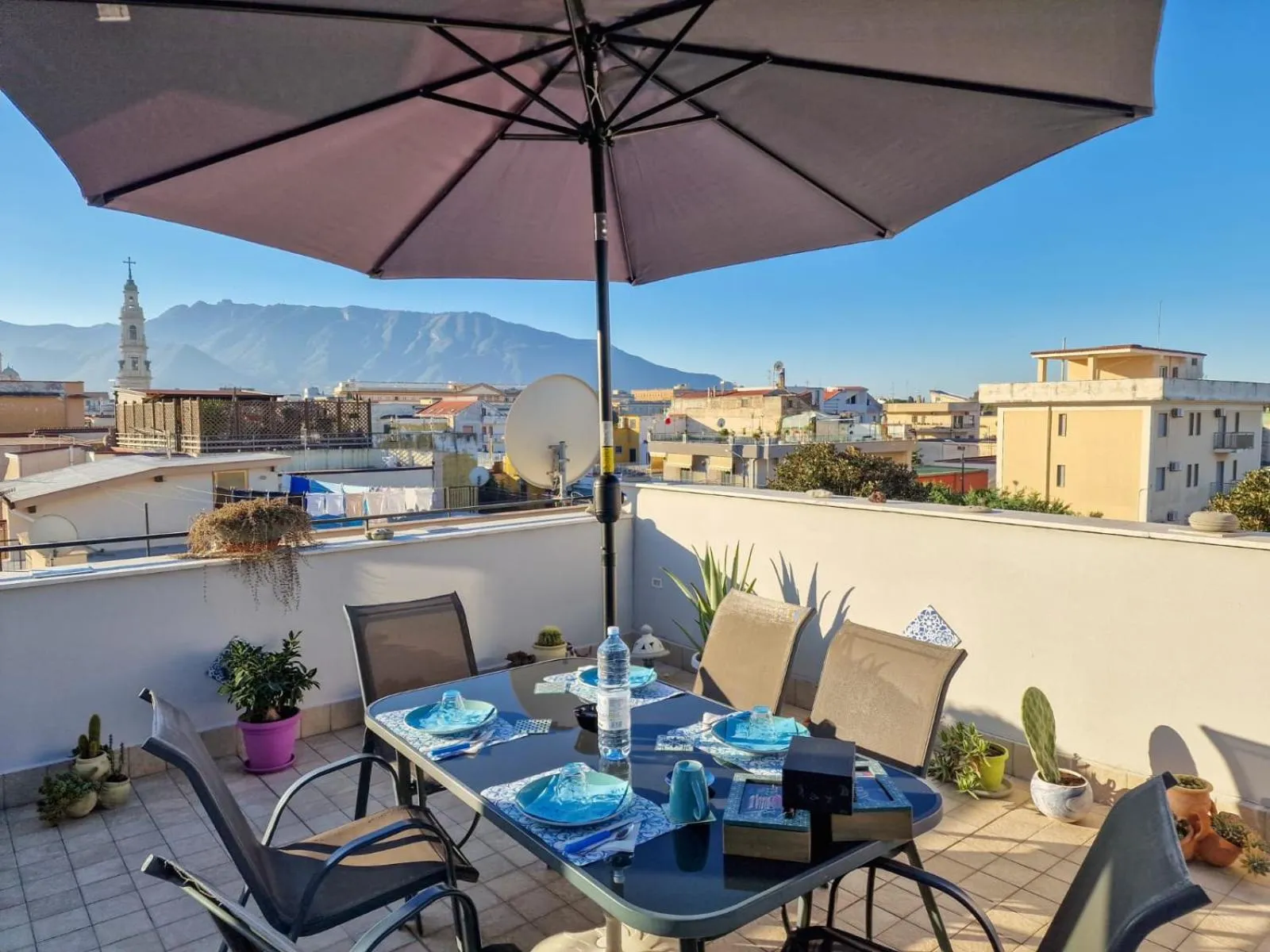 City view in Nolana '86