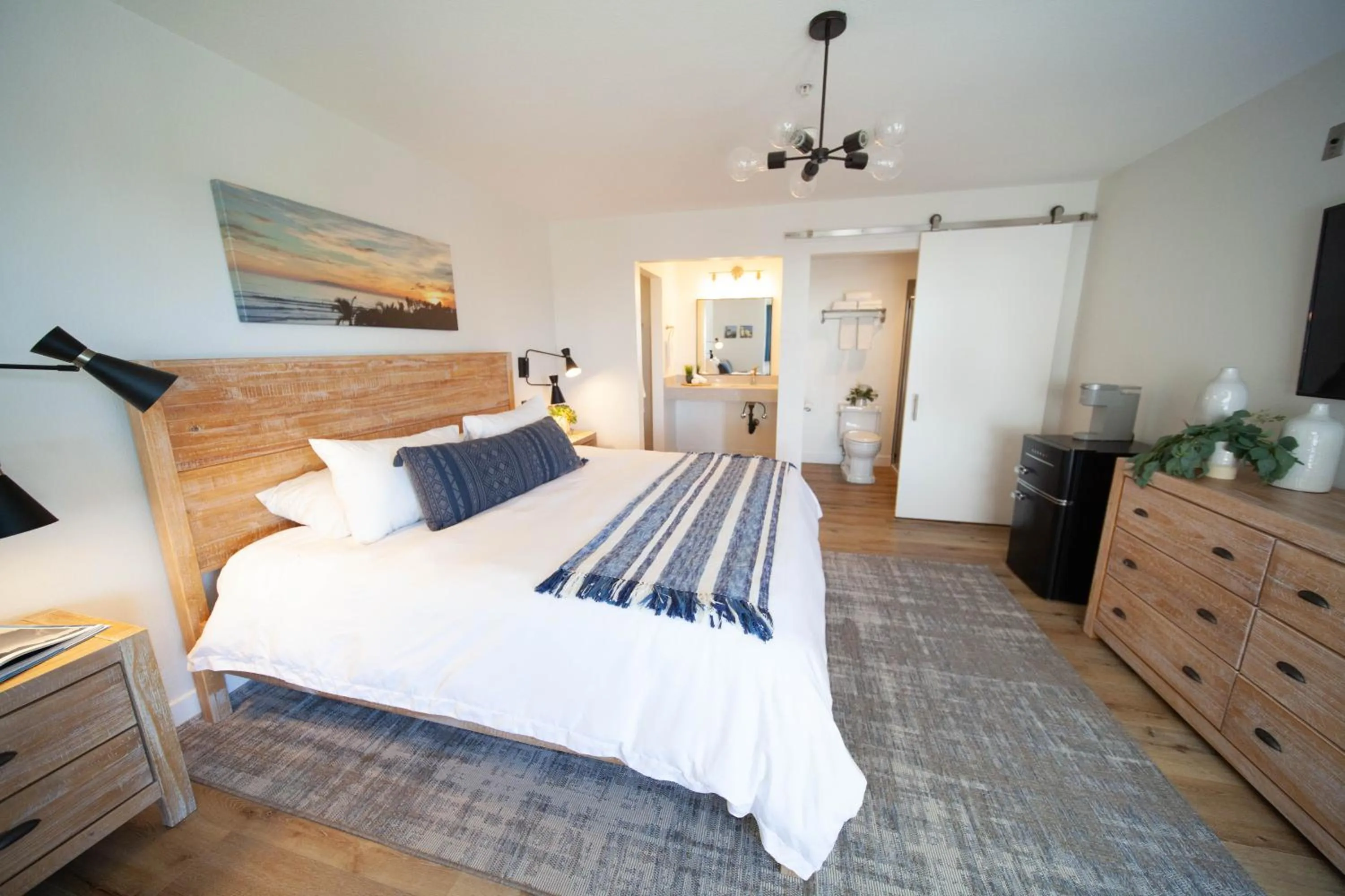 Bed in The Surfbreak Hotel