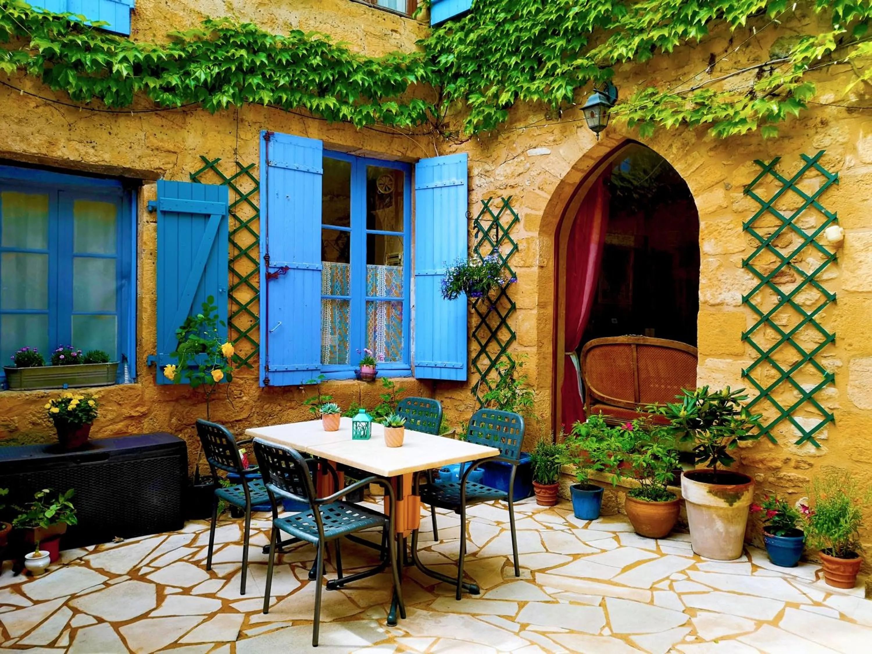 Property building in La Lanterne Chambres d'Hotes