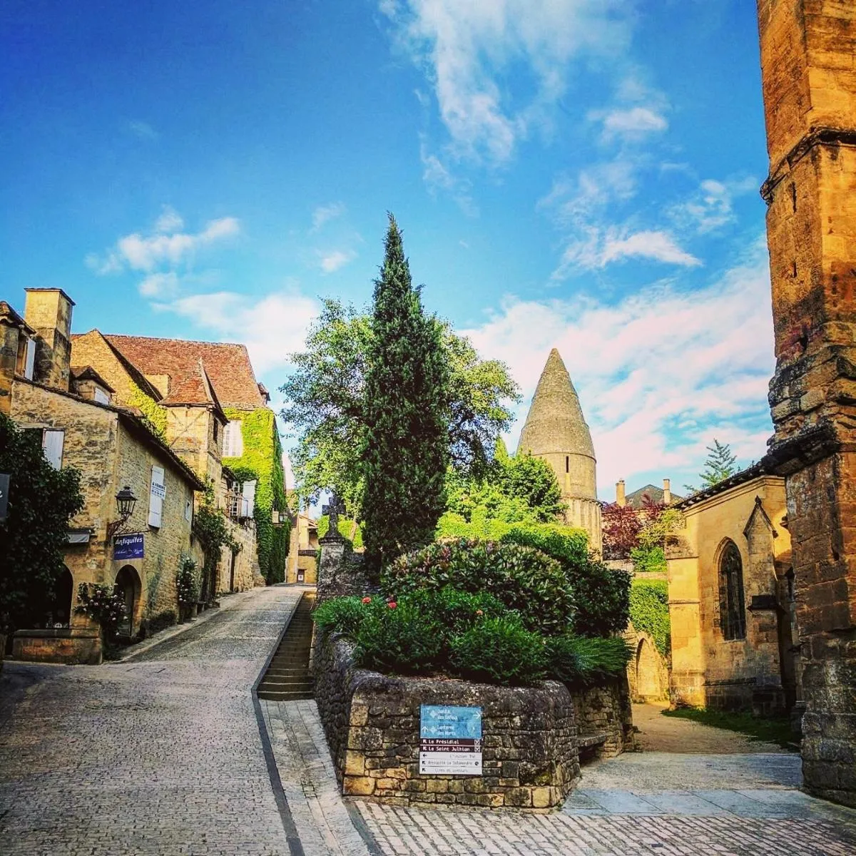 Property building in La Lanterne Chambres d'Hotes