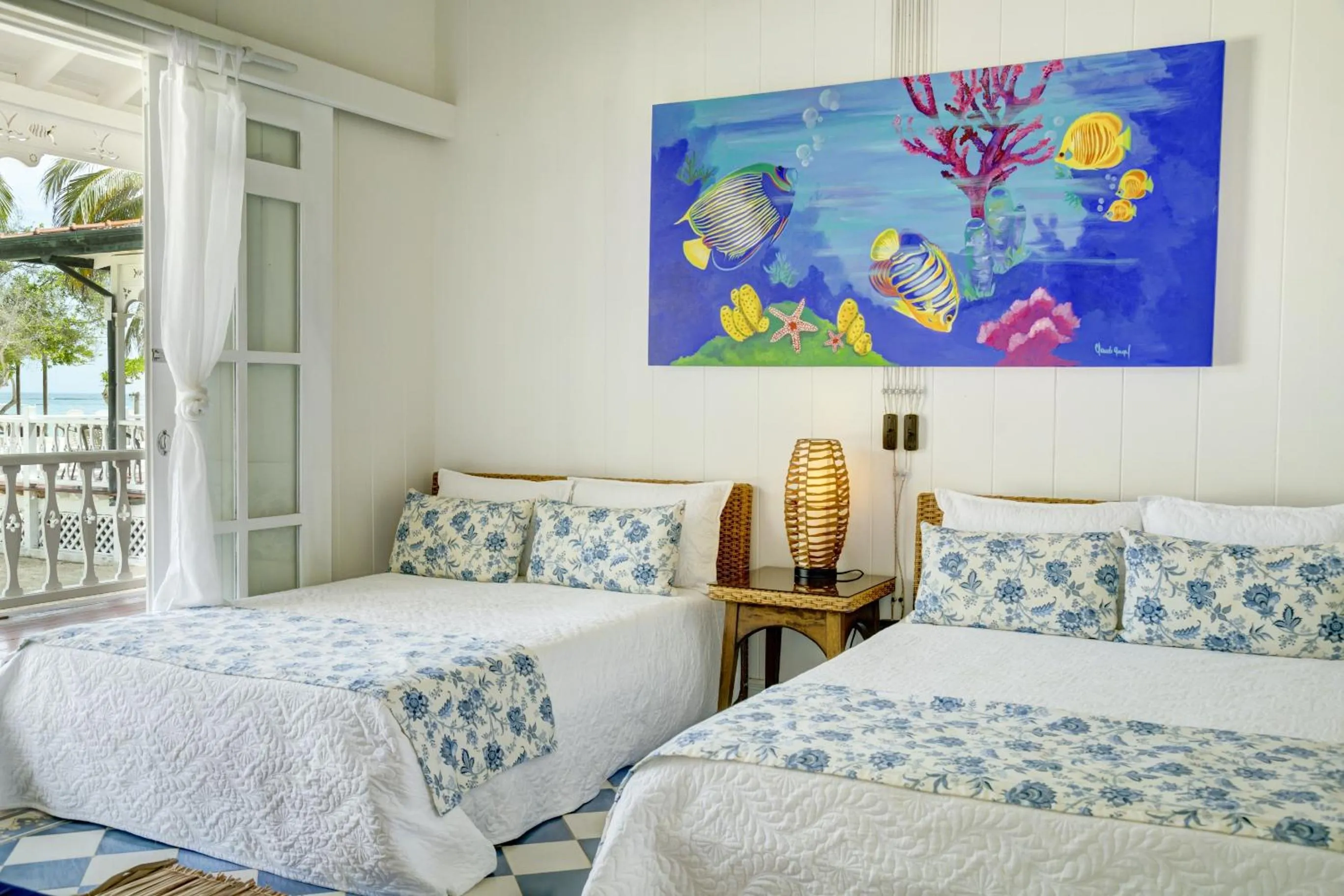 Bed in Hotel Agua Azul Beach Resort