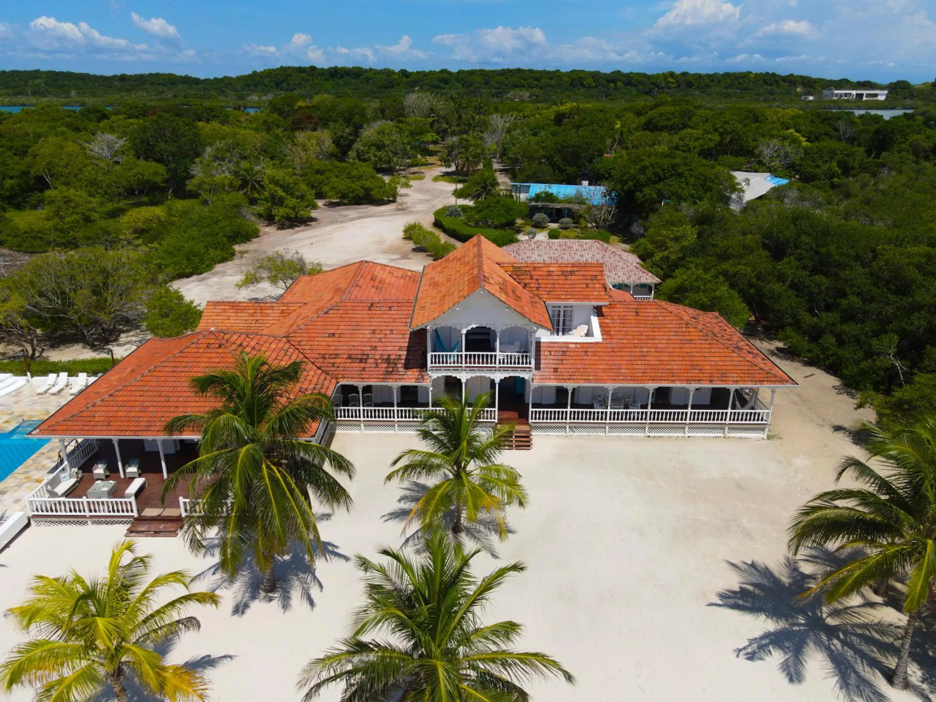 Property building in Hotel Agua Azul Beach Resort
