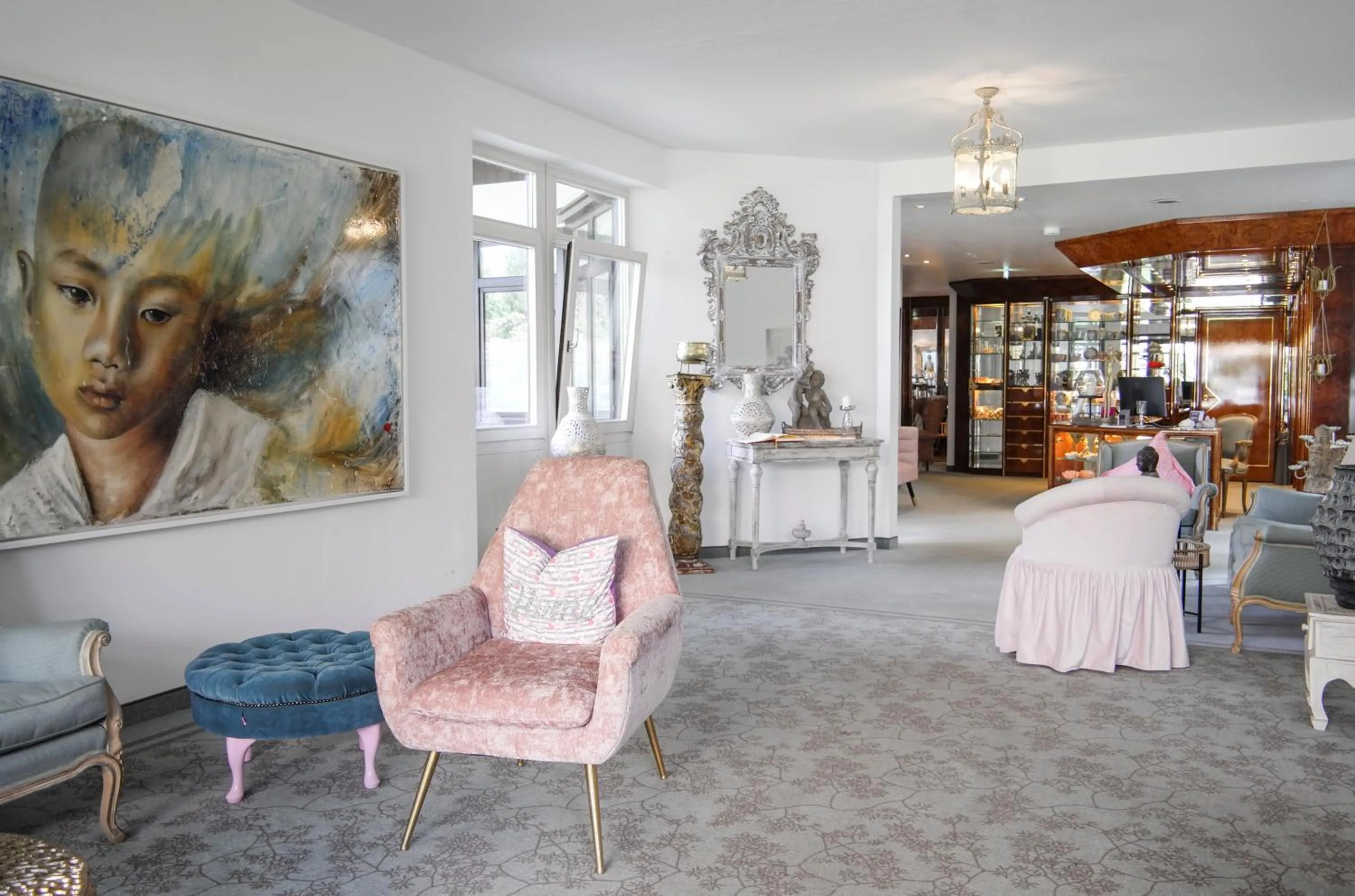 Facade/entrance in Adolphine Garden