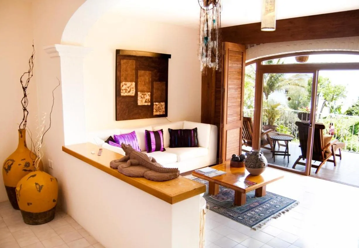 Living room in El Chante Spa Hotel