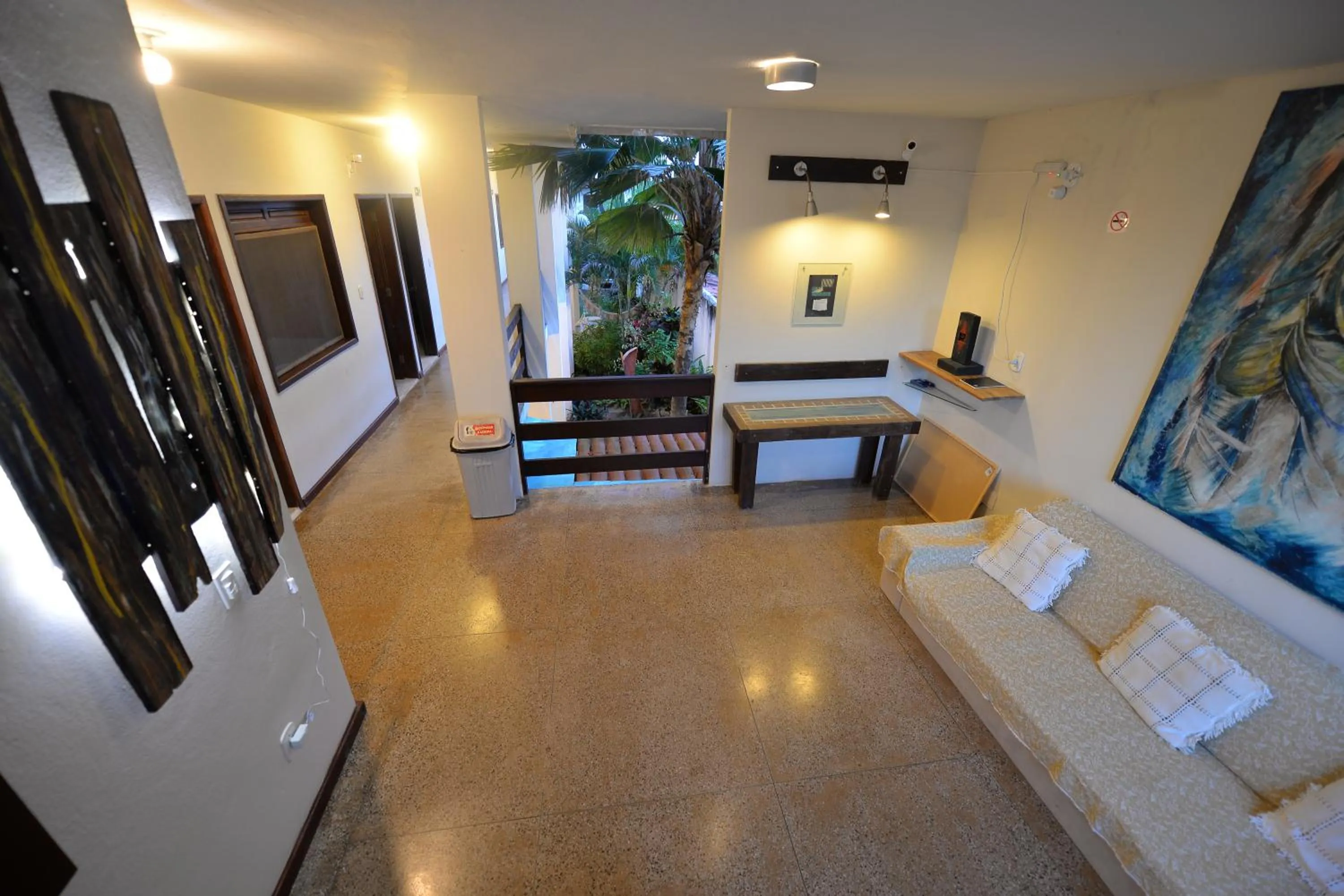 Library in Pousada do Gunga