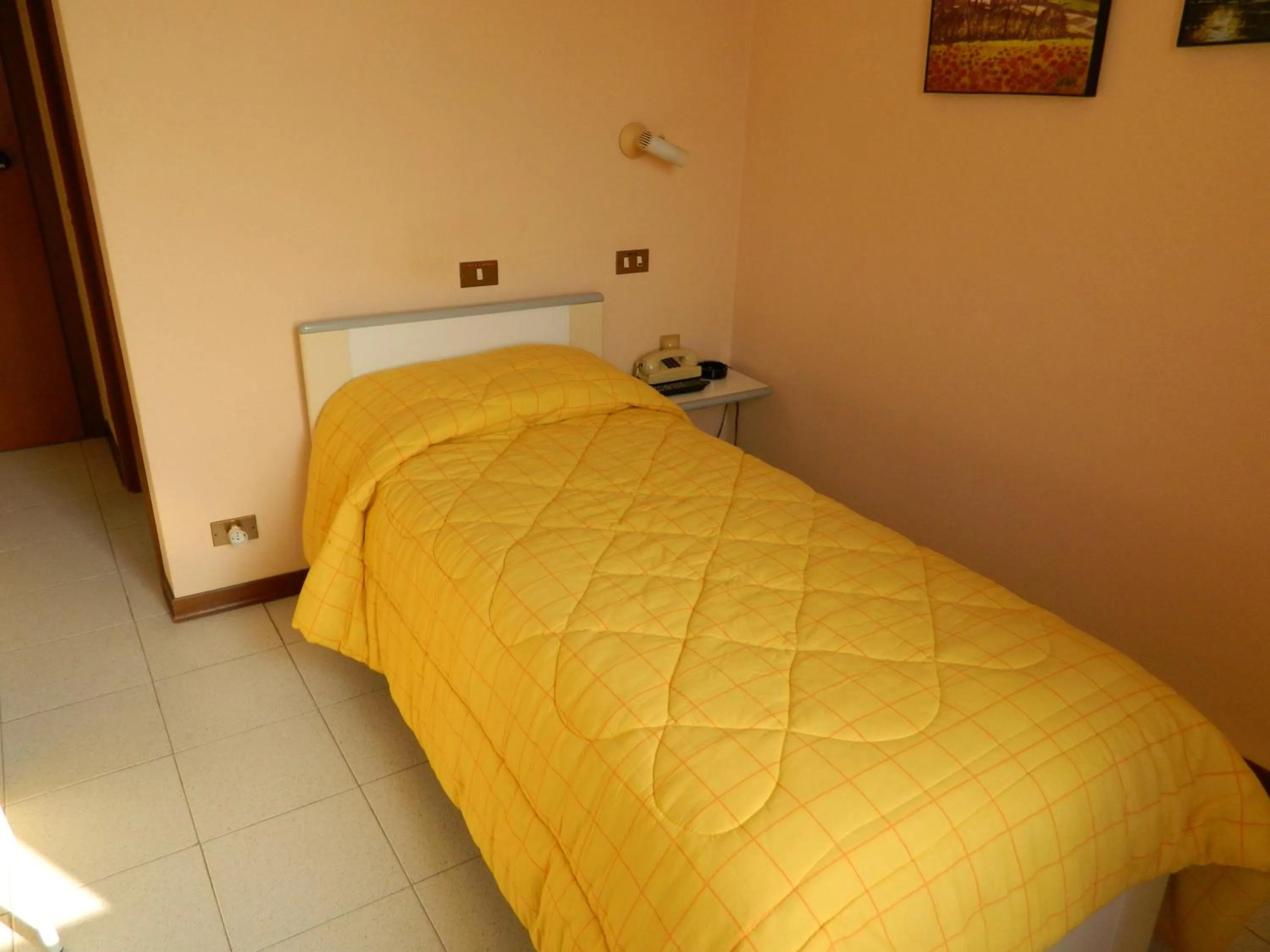 Bedroom, Bed in Albergo Michieletto