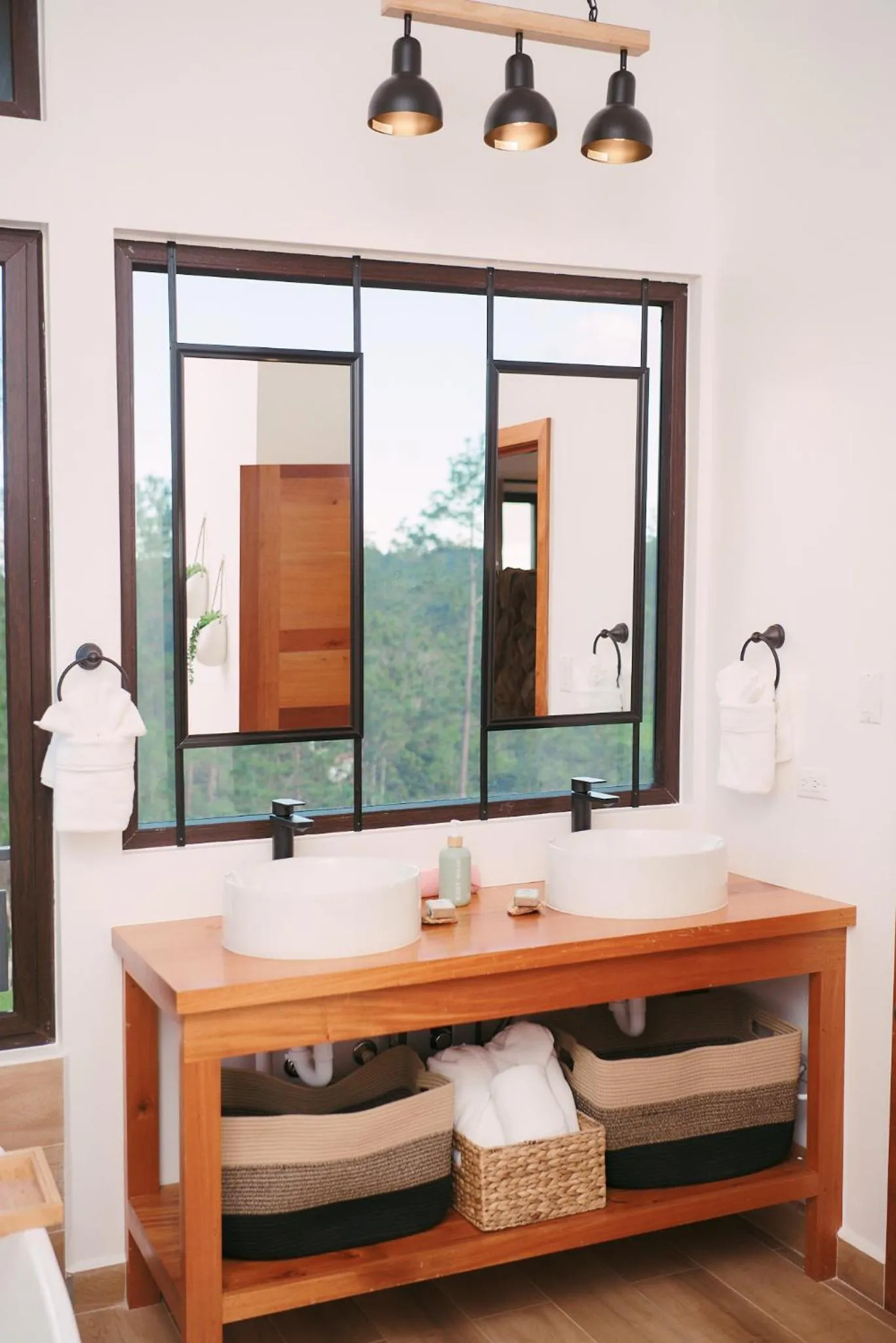 Bathroom in Hidden Valley Wilderness Lodge