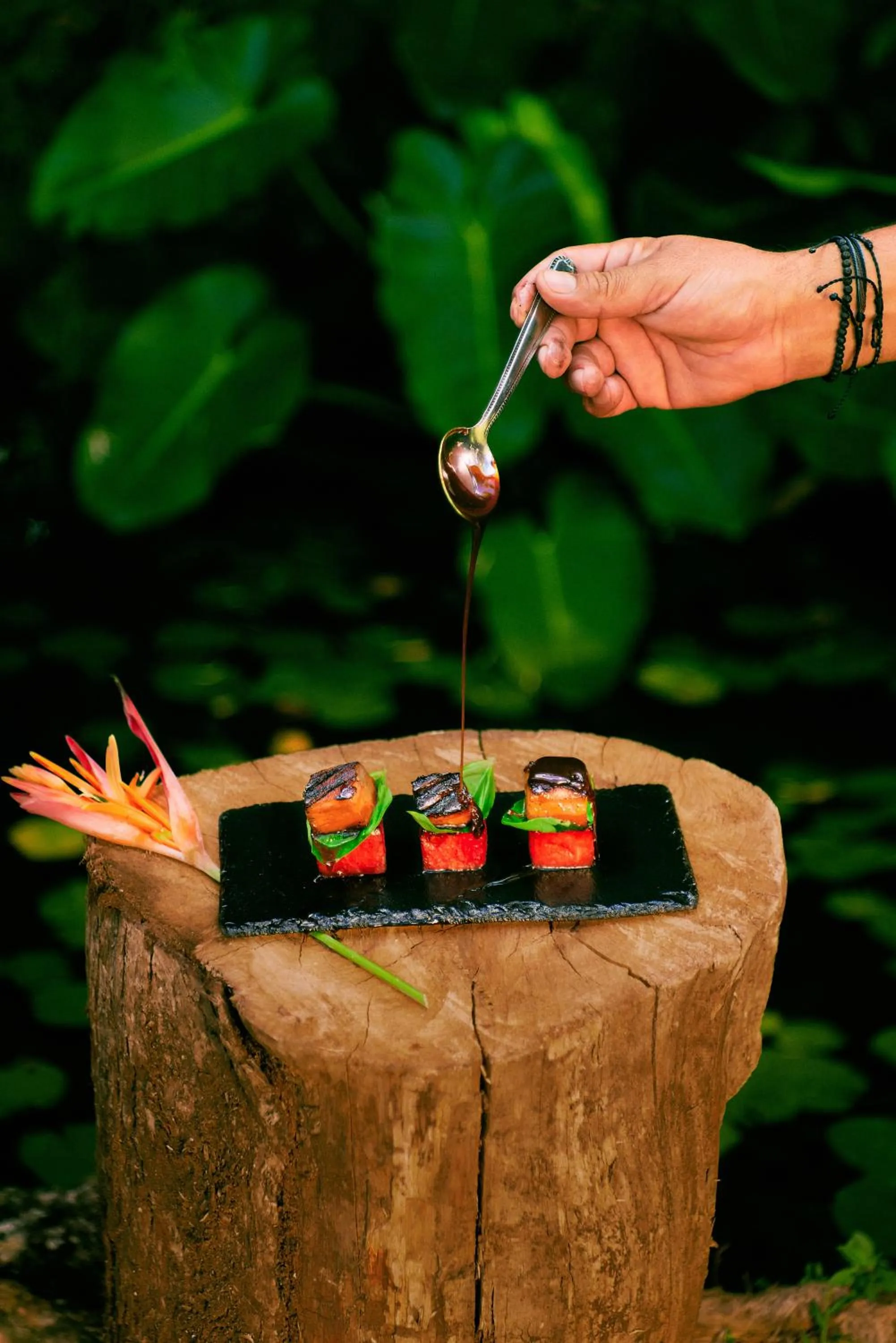 Restaurant/places to eat in Hidden Valley Wilderness Lodge