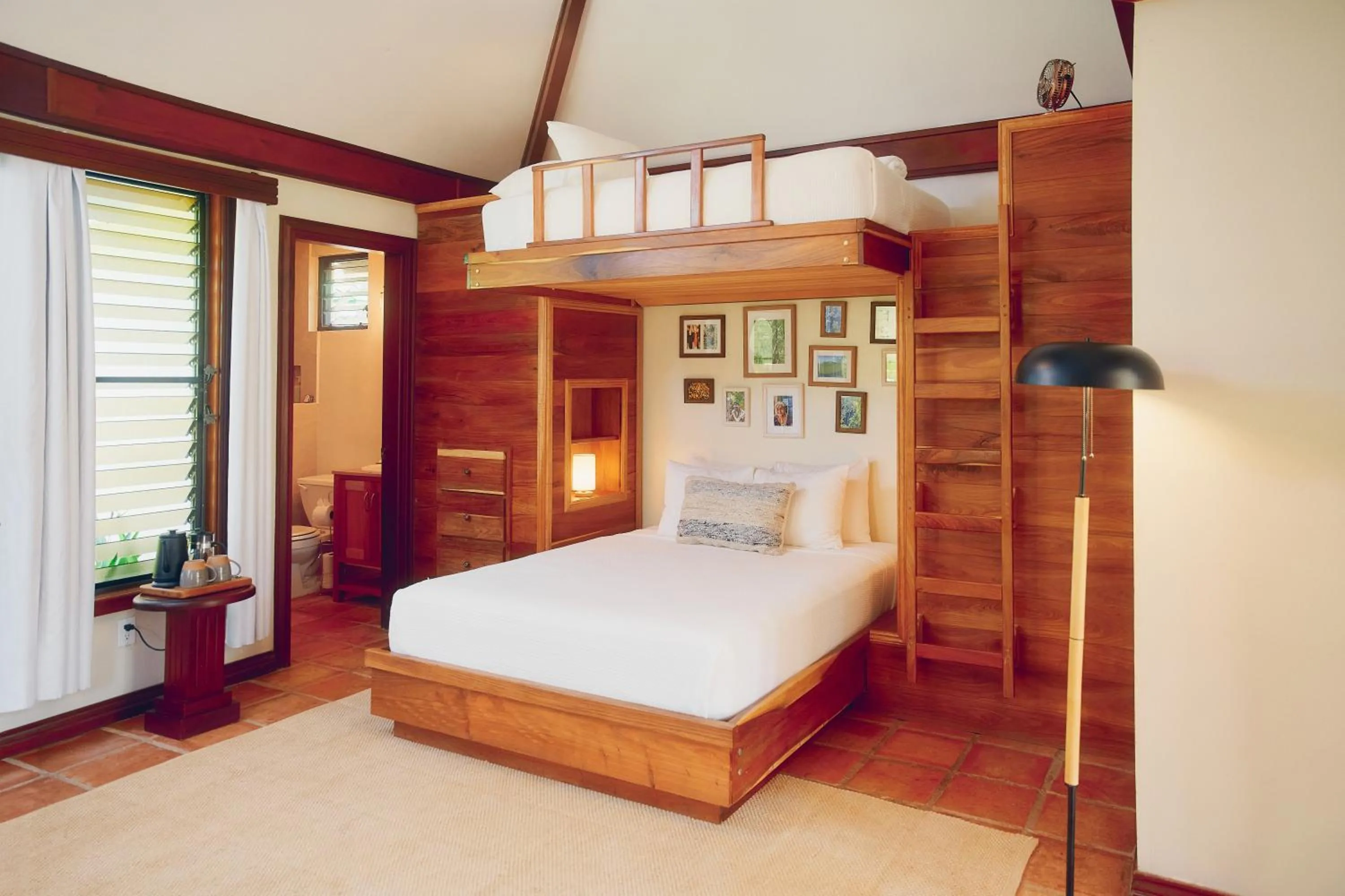 Bed in Hidden Valley Wilderness Lodge