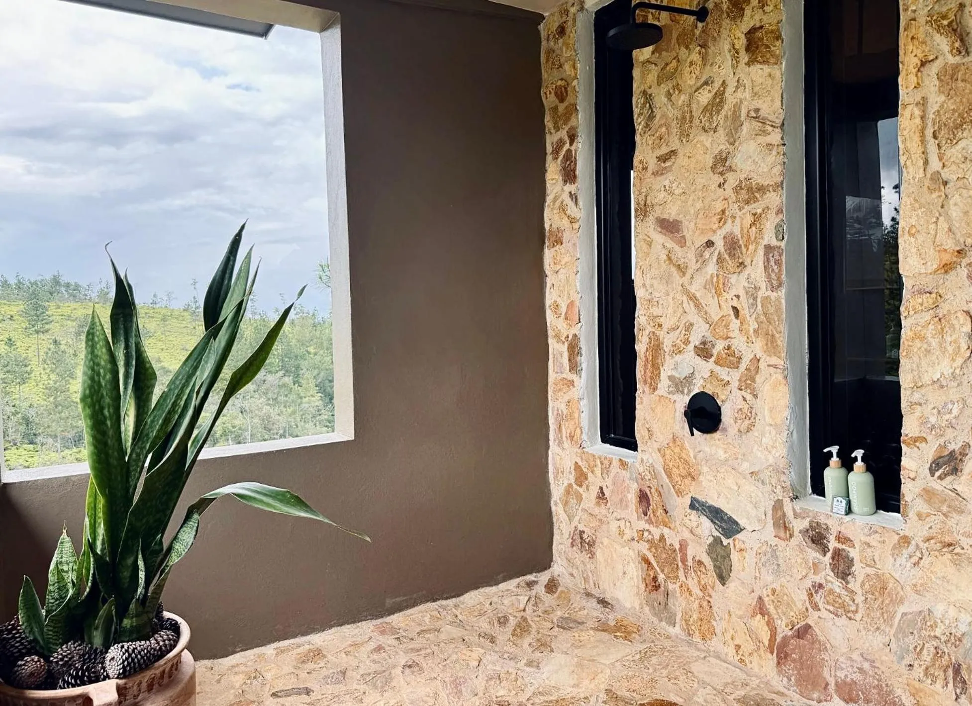 Shower in Hidden Valley Wilderness Lodge