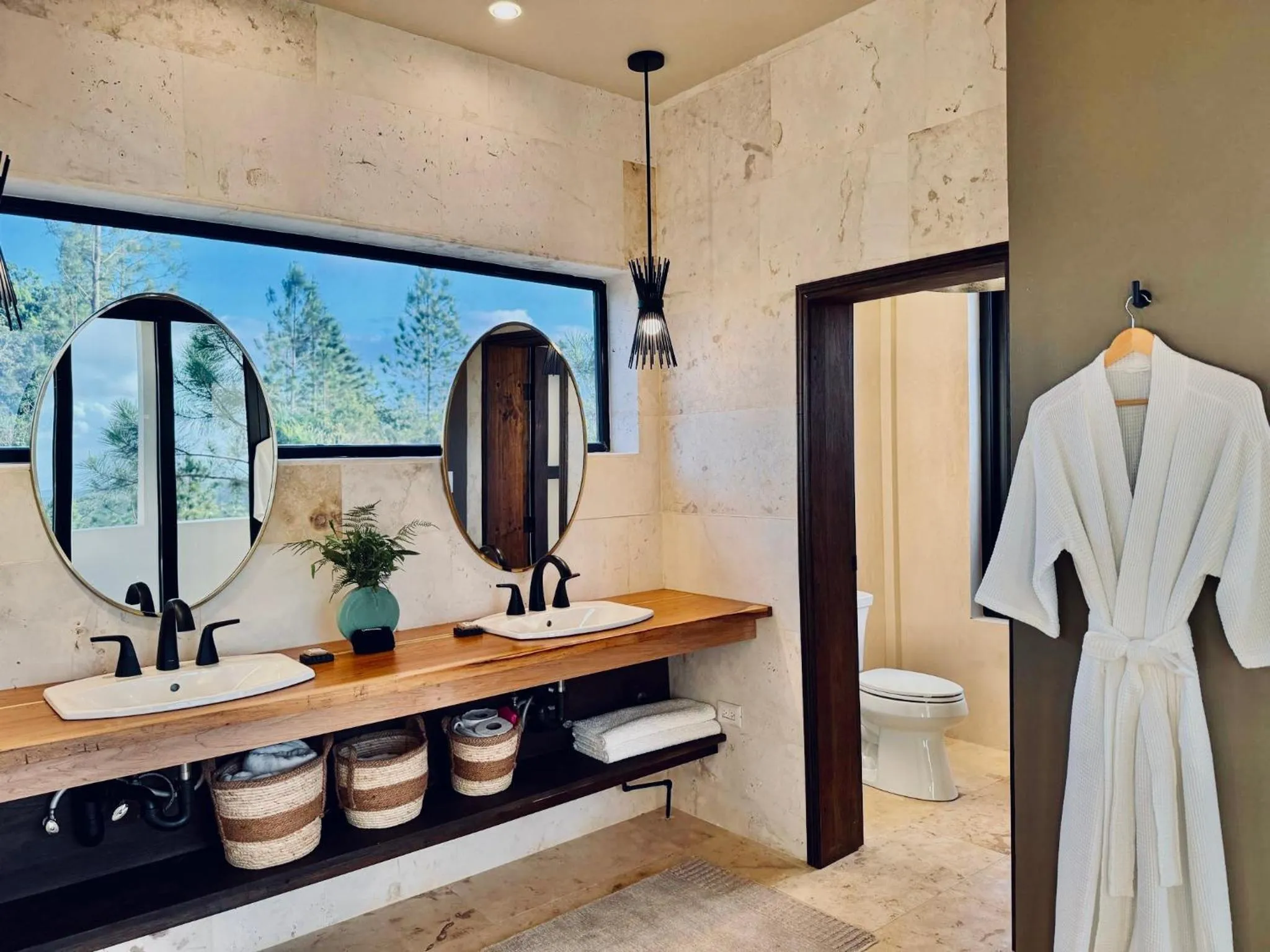 Bathroom in Hidden Valley Wilderness Lodge