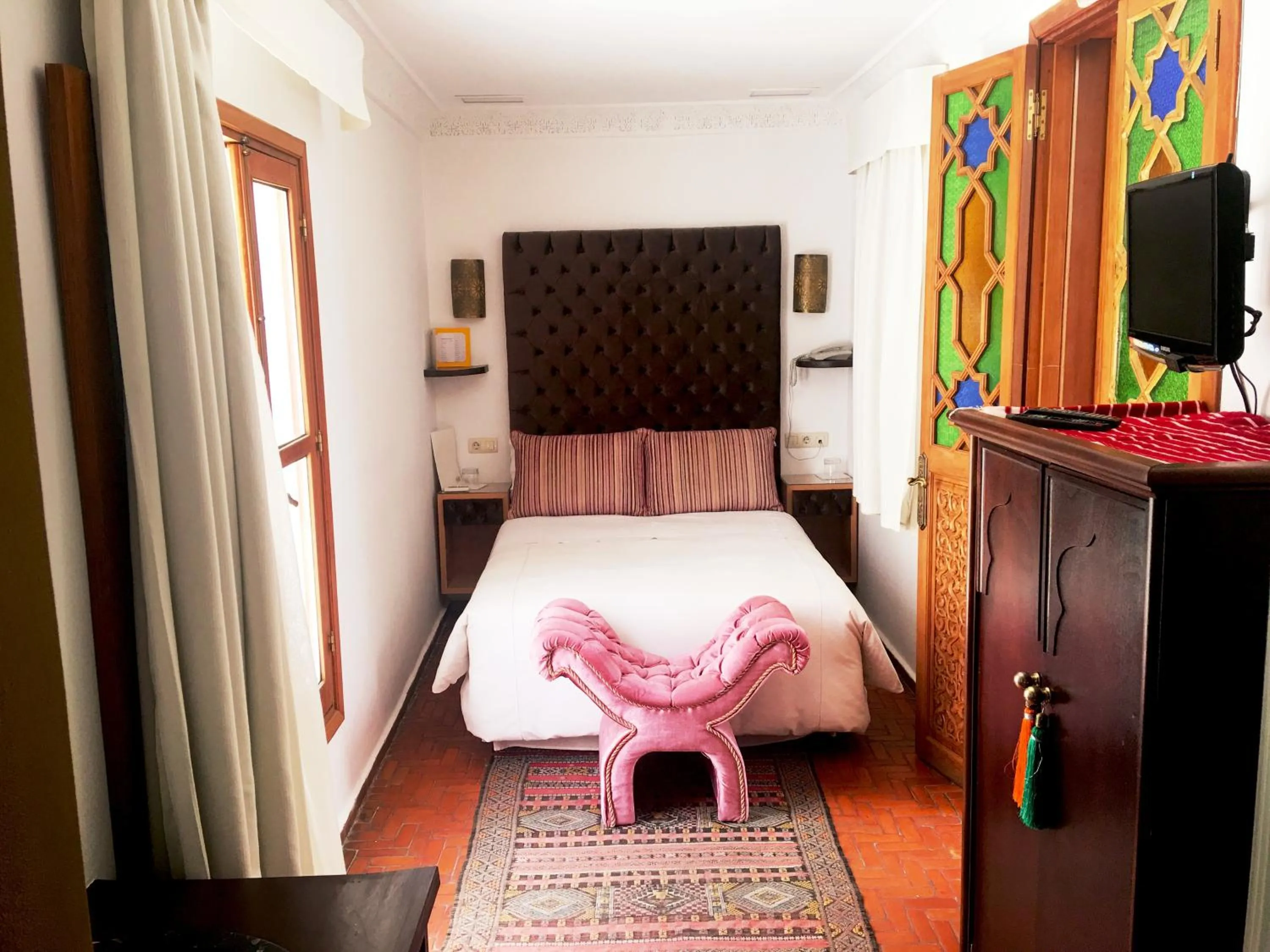 Photo of the whole room, Bed in Hotel Blanco Riad