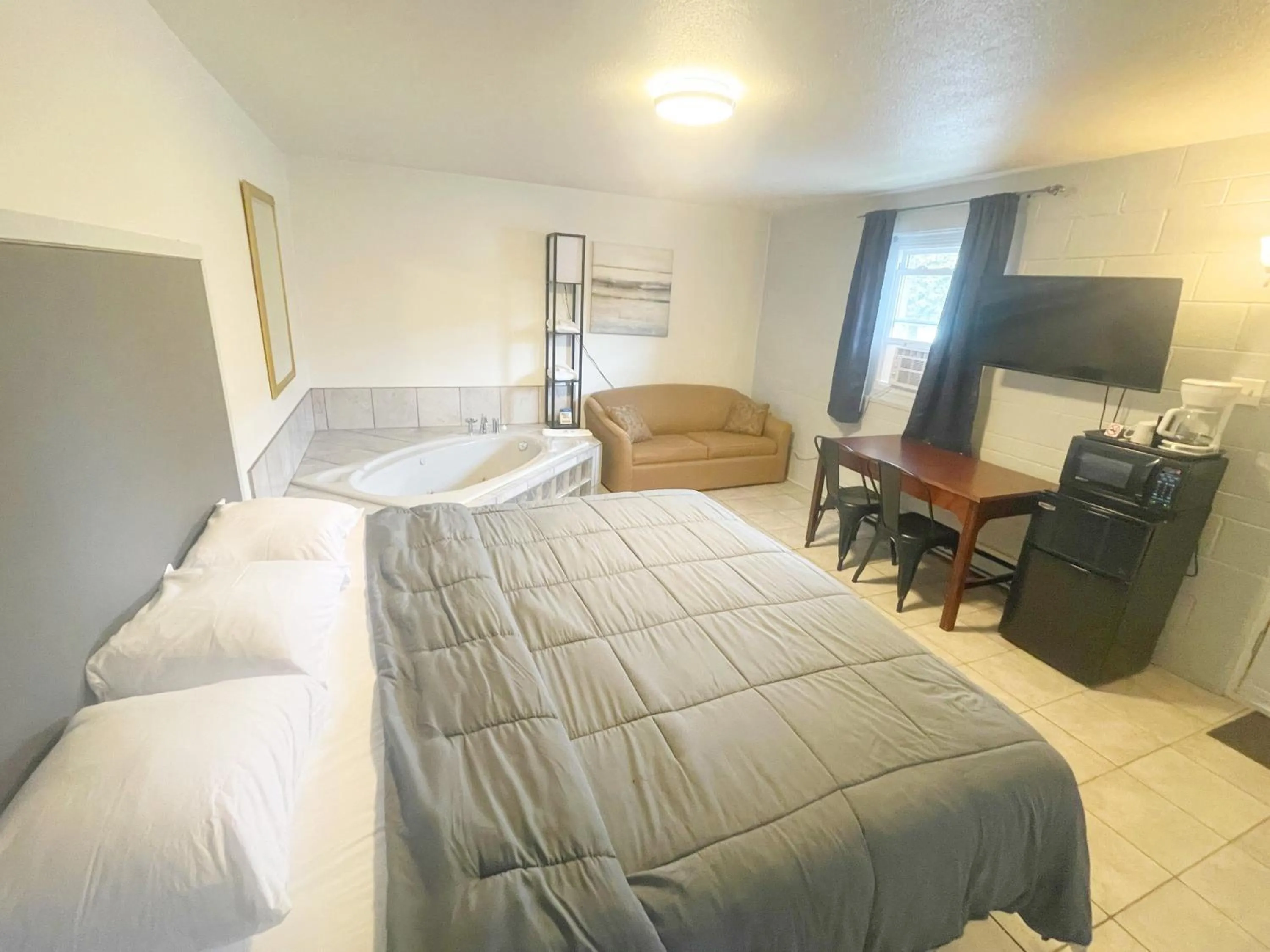 Bed in Motel Grande Ile