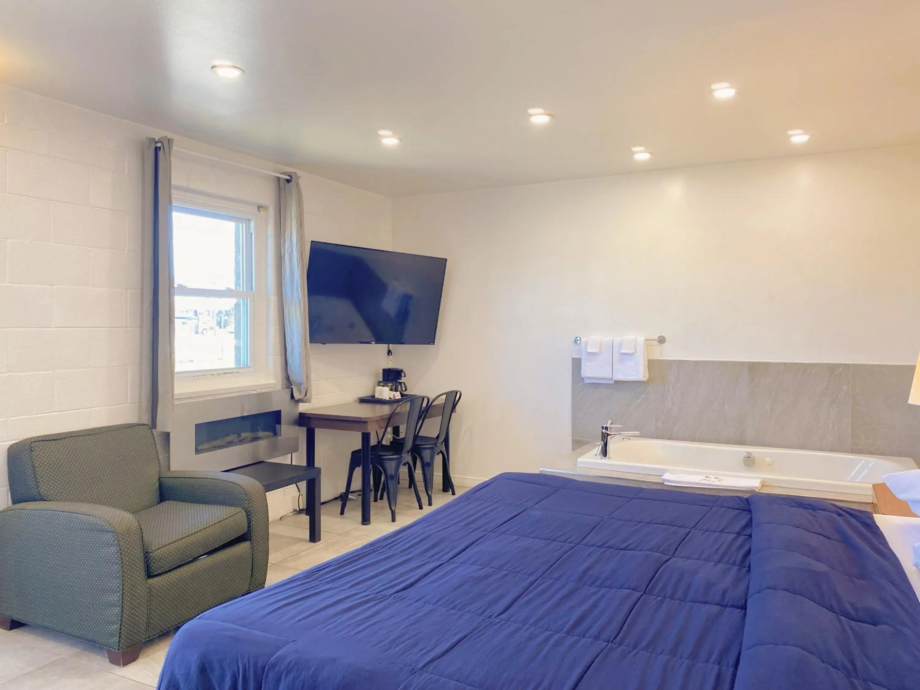 Bed in Motel Grande Ile