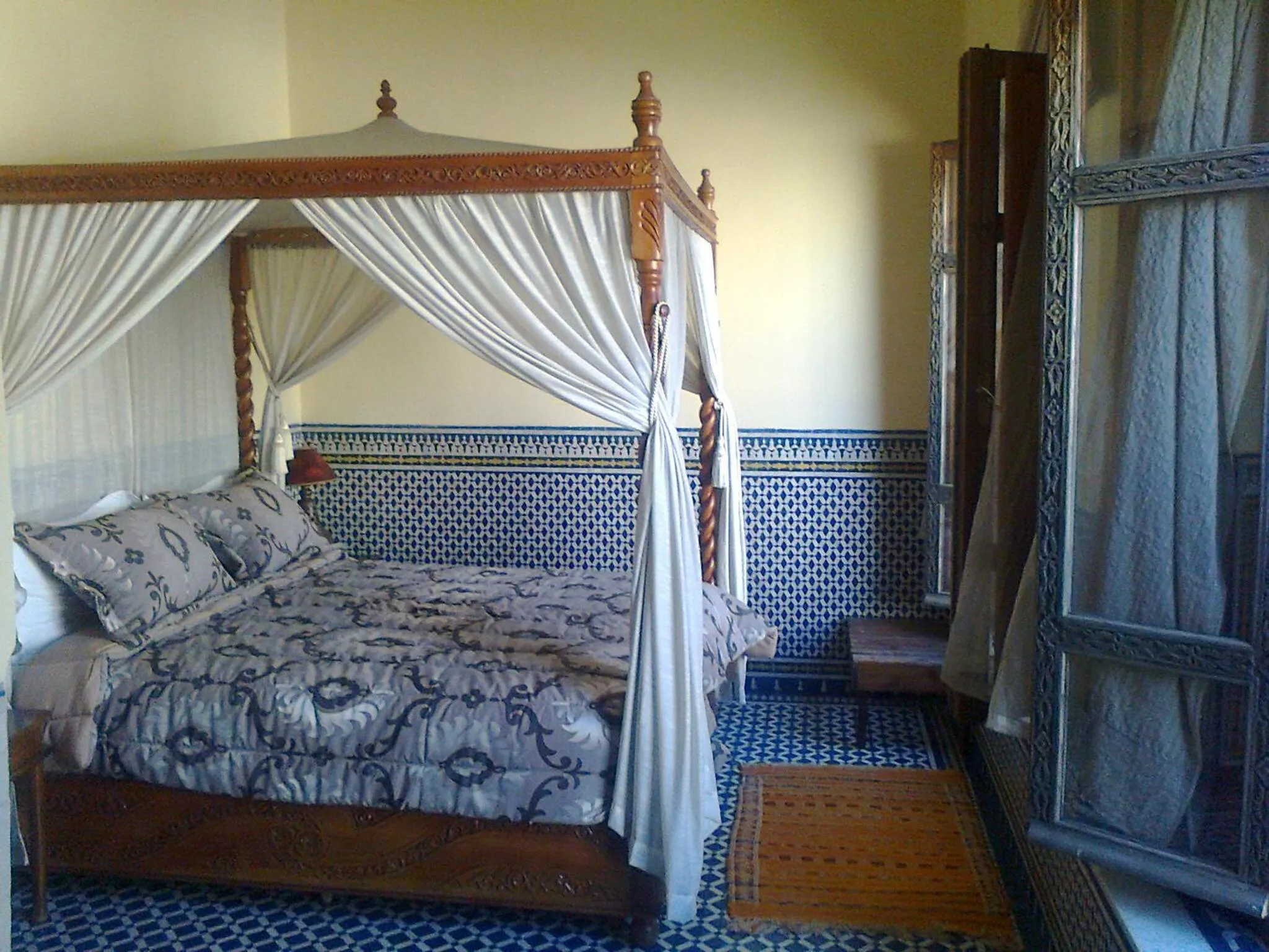 Bed in Riad Jaouhara