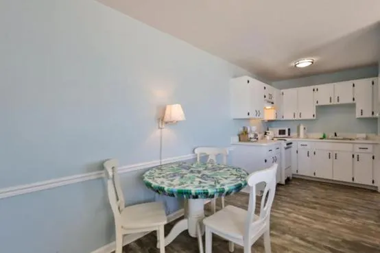 Kitchen or kitchenette in Coastal Waters