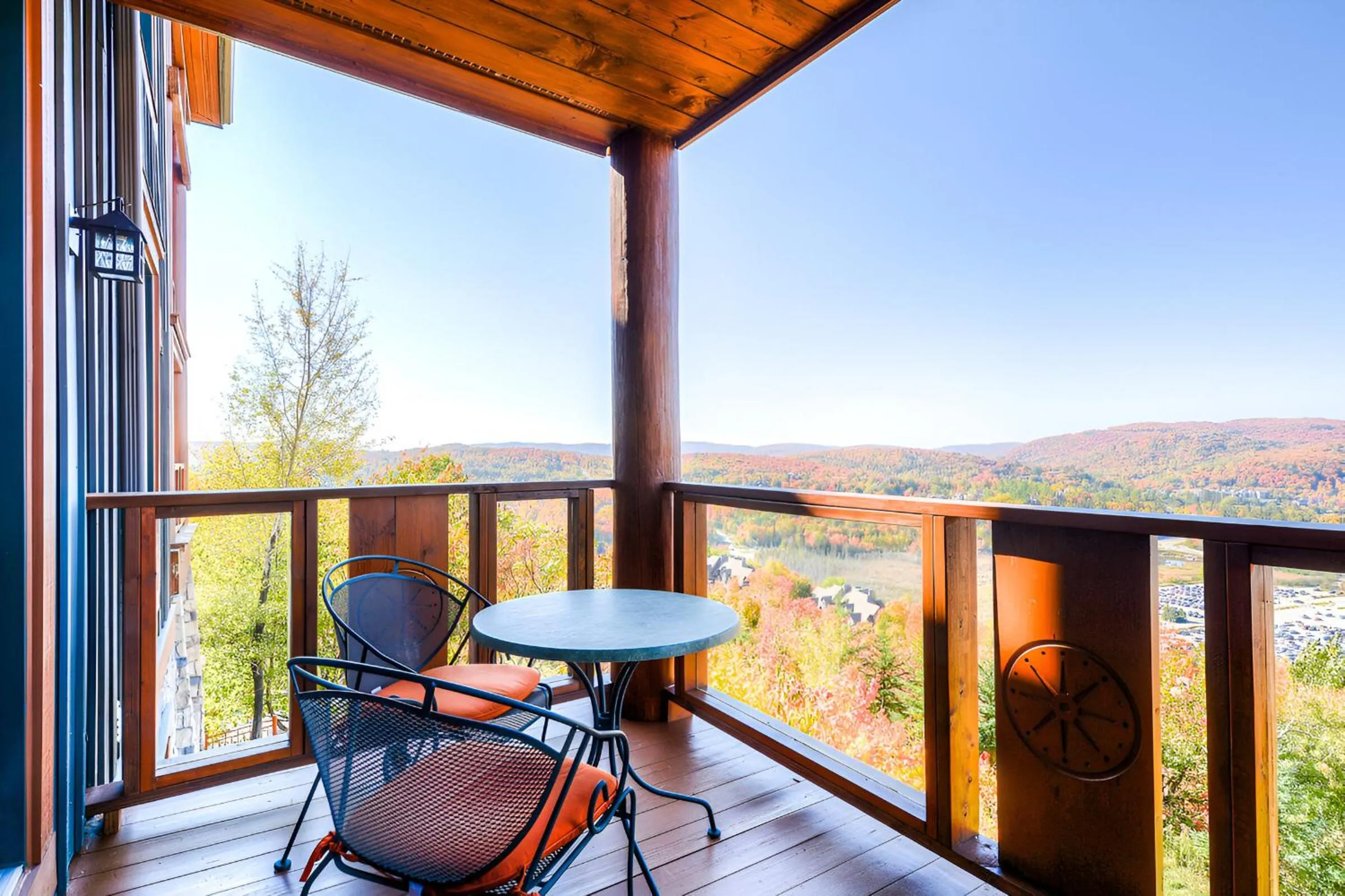 Balcony/Terrace in Luxurious Equinoxe Ski-in/Ski-out