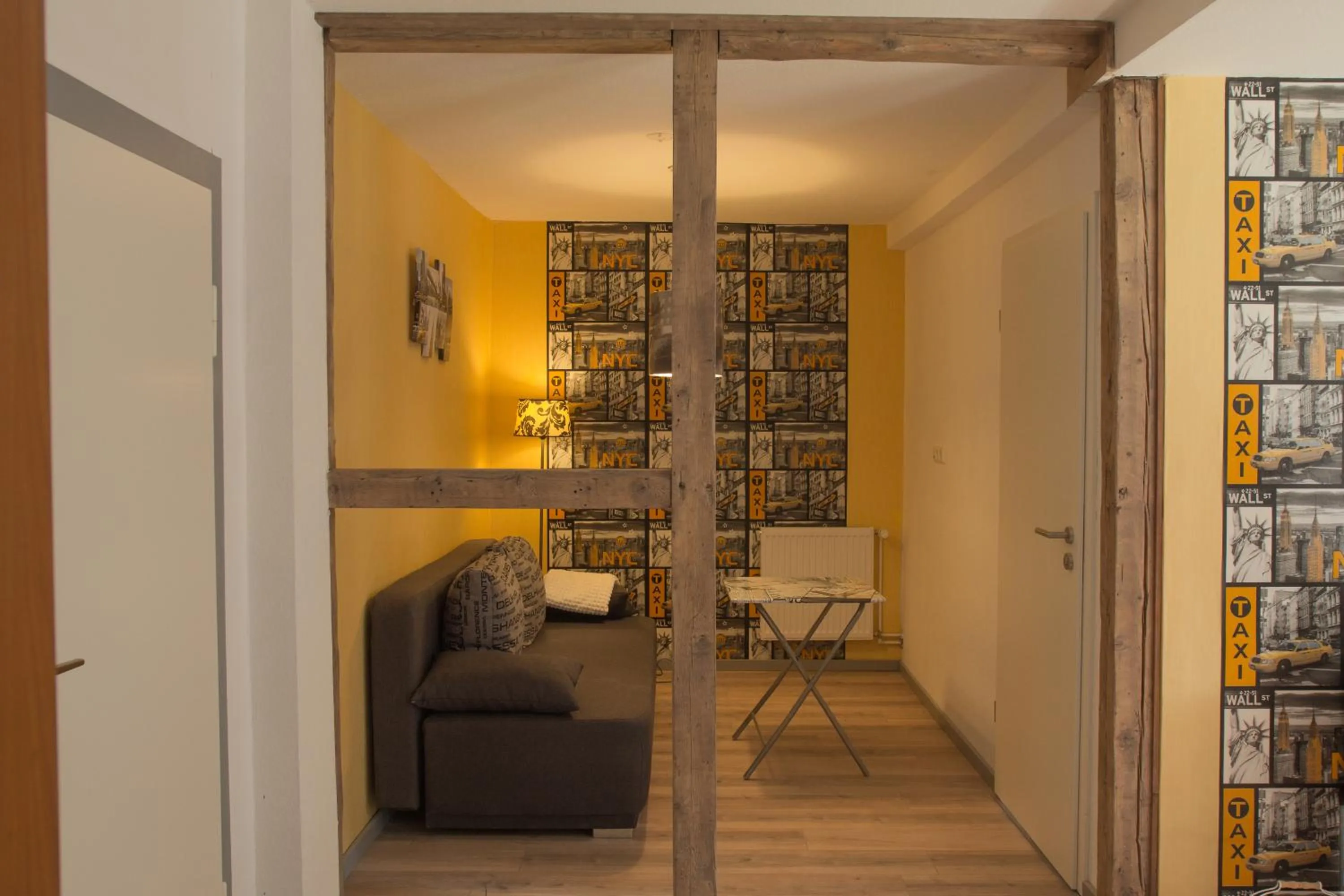 Seating area in Welt Lodge