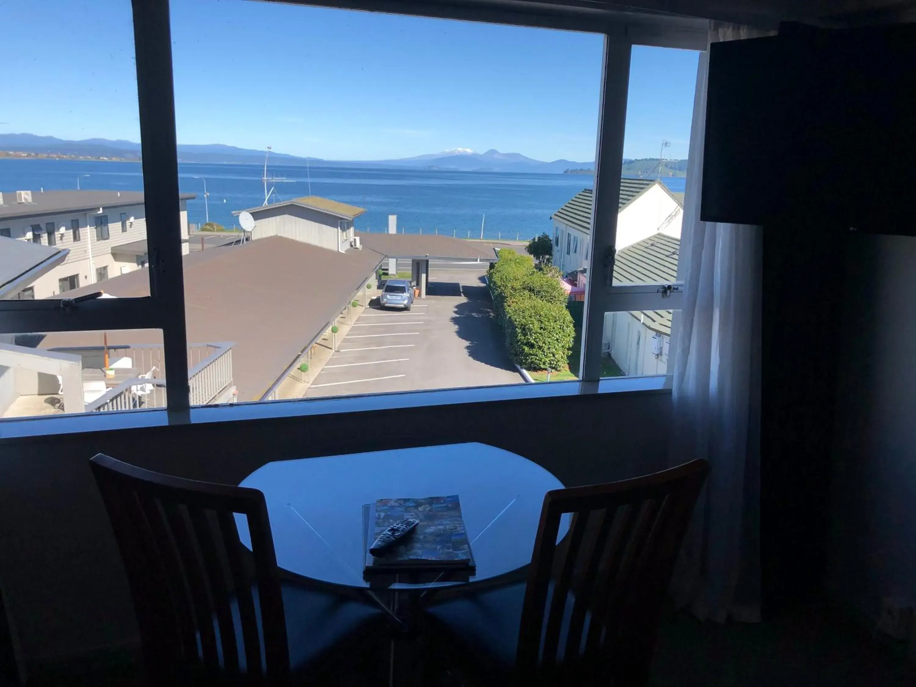 Studio with Lake View in Absolute Lake View Motel Studio with Lake View in Absolute Lake View Motel