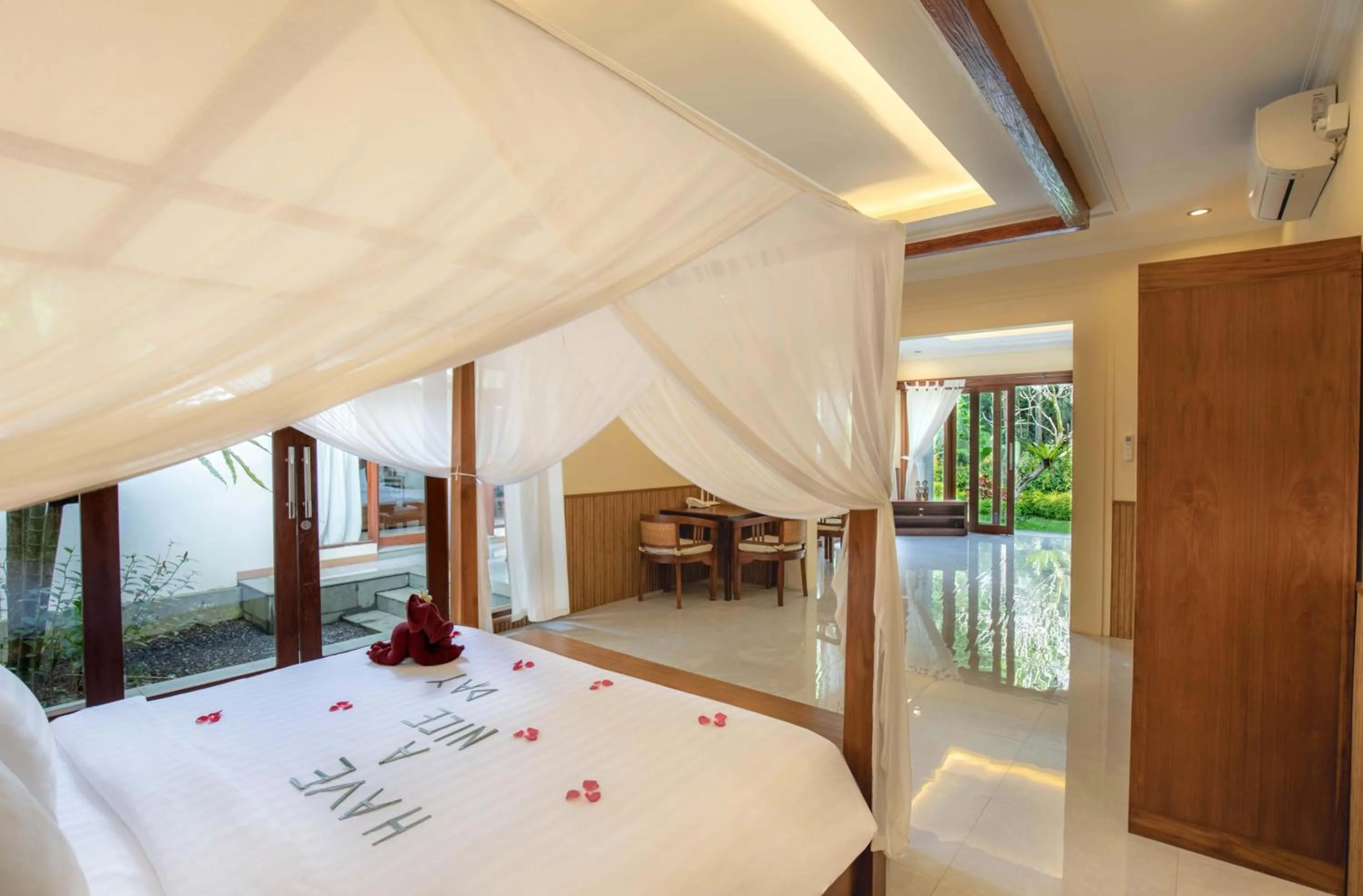 Bed in Suara Air Luxury Villa Ubud
