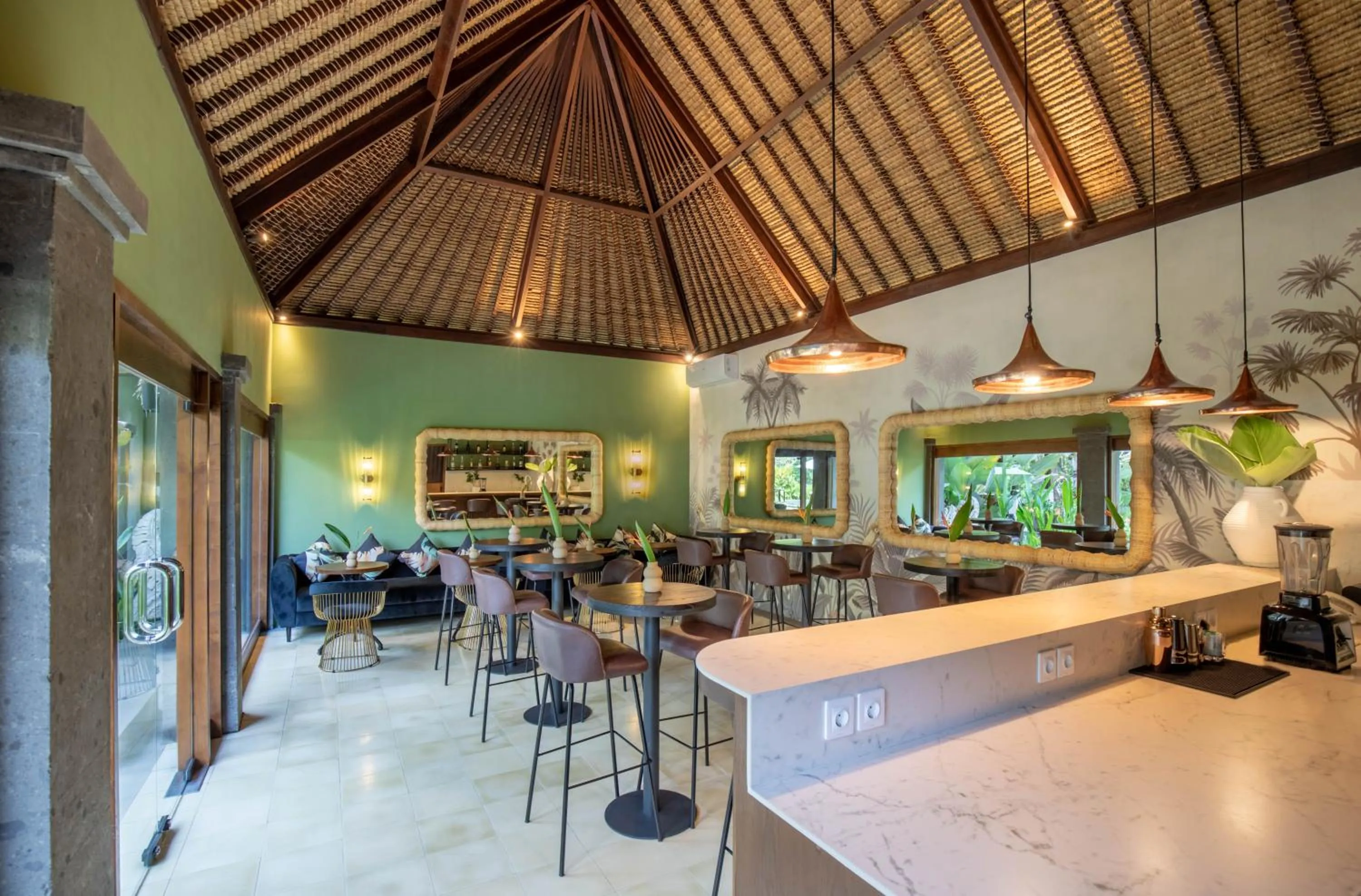 Lounge or bar in Suara Air Luxury Villa Ubud