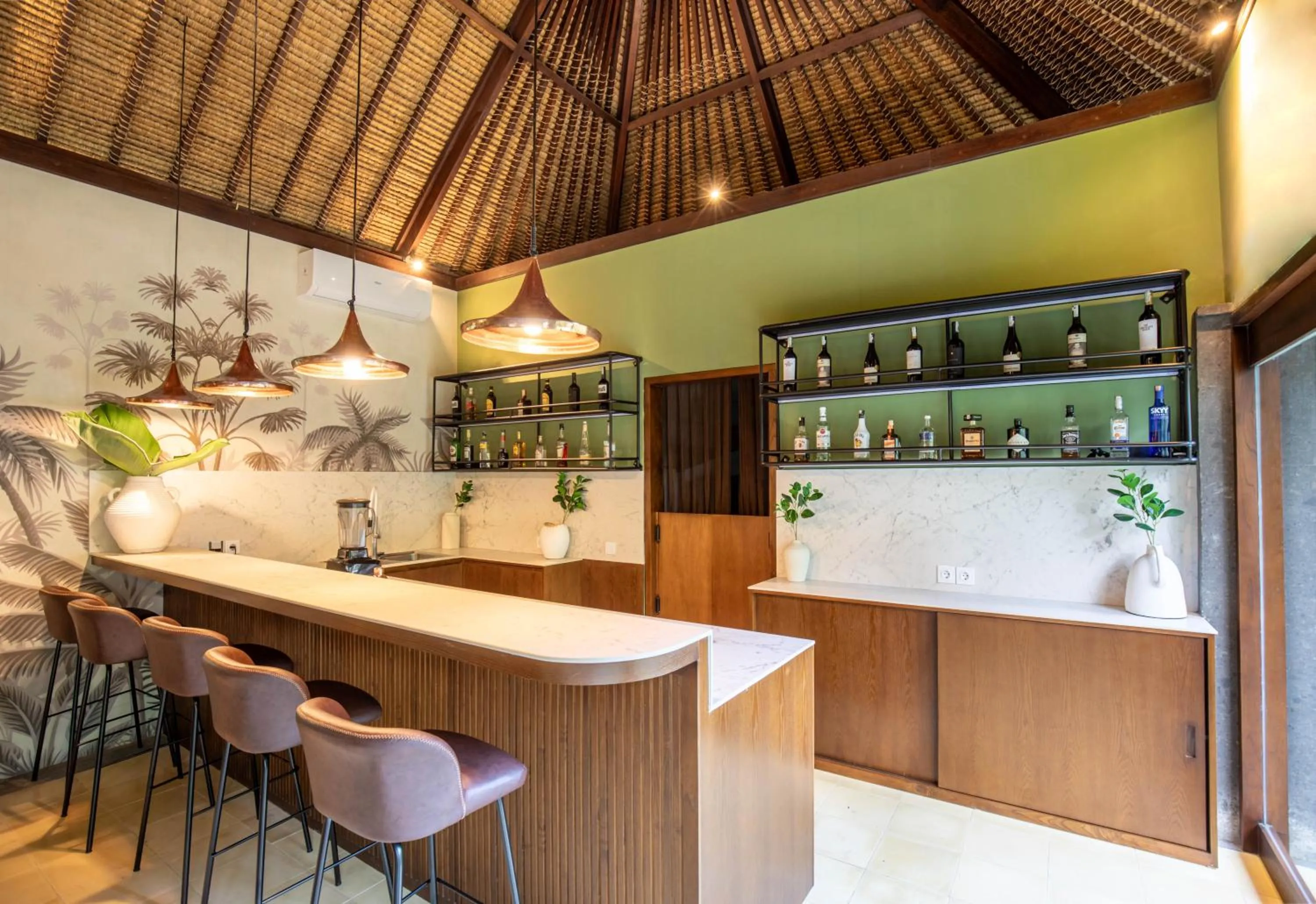 Lounge or bar in Suara Air Luxury Villa Ubud