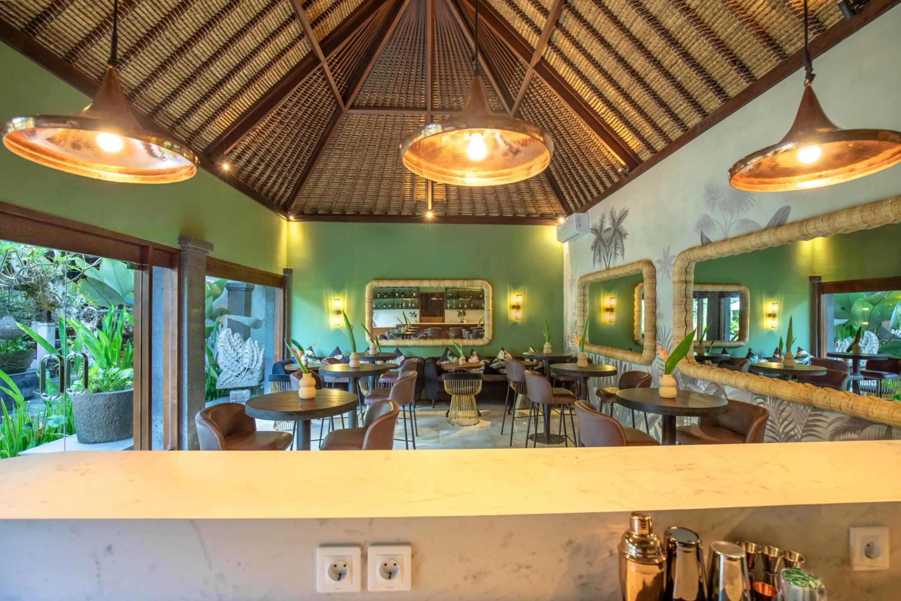 Lounge or bar in Suara Air Luxury Villa Ubud