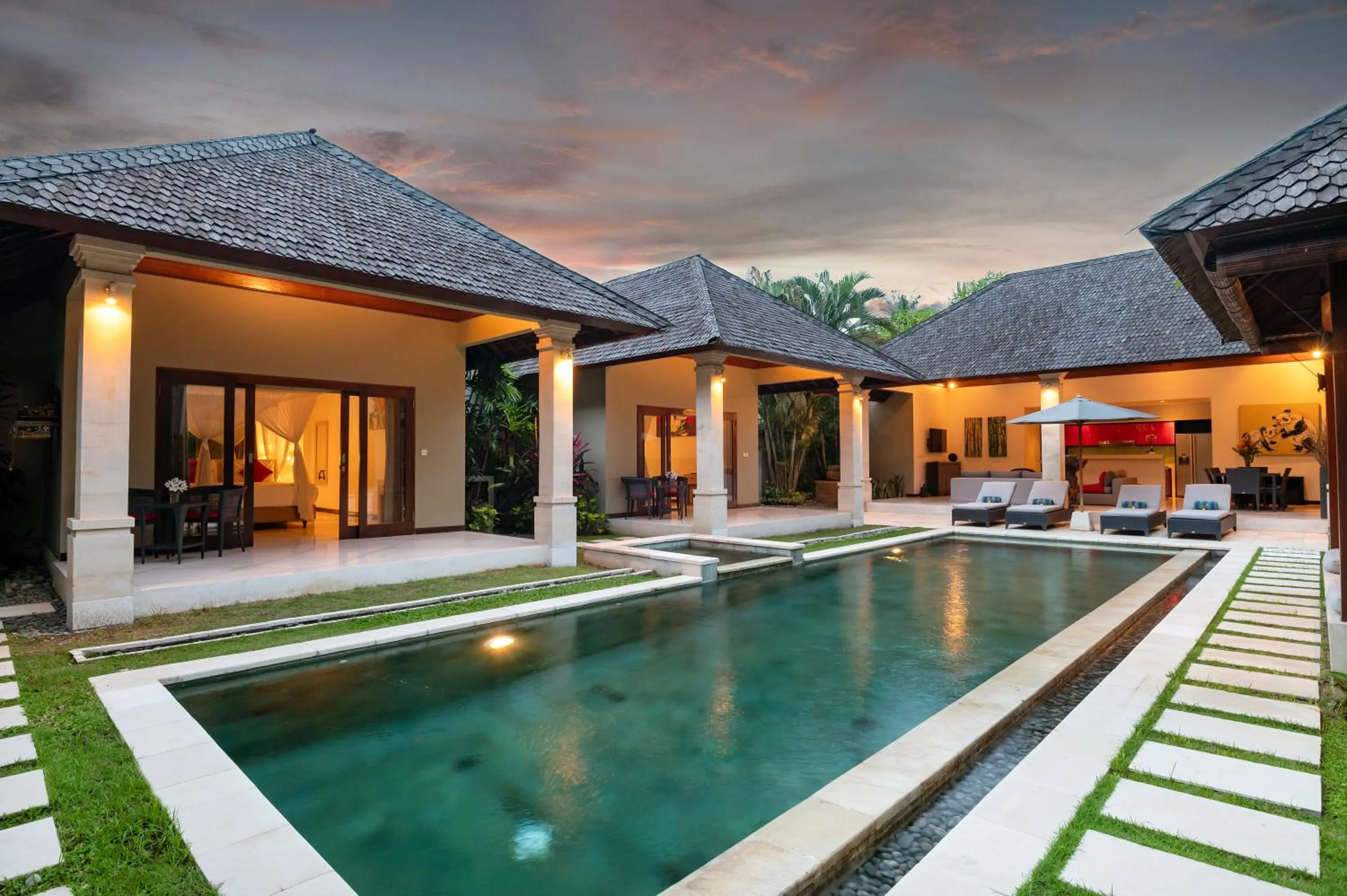 Swimming pool in Villa Zanissa