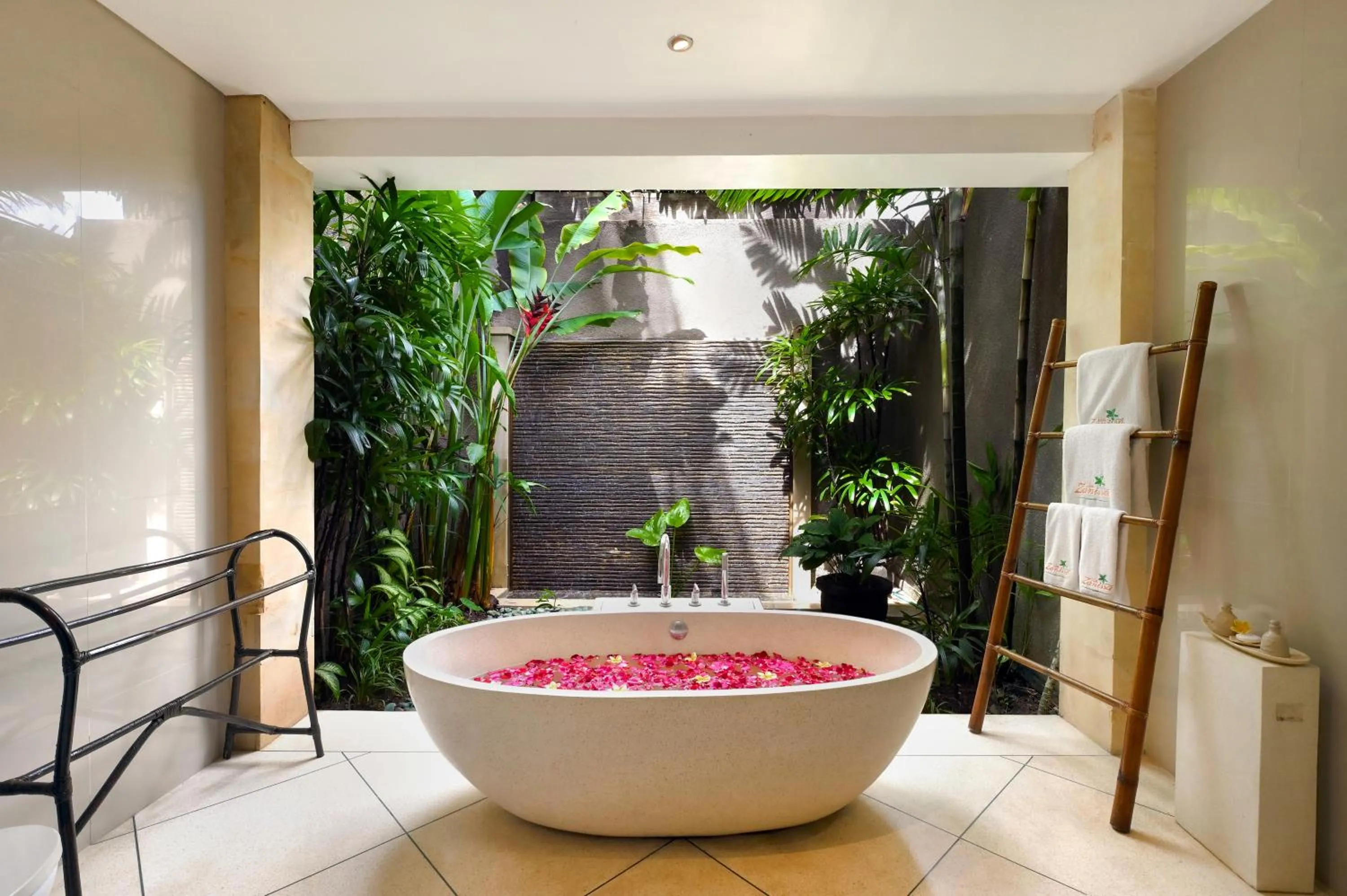 Bathroom in Villa Zanissa