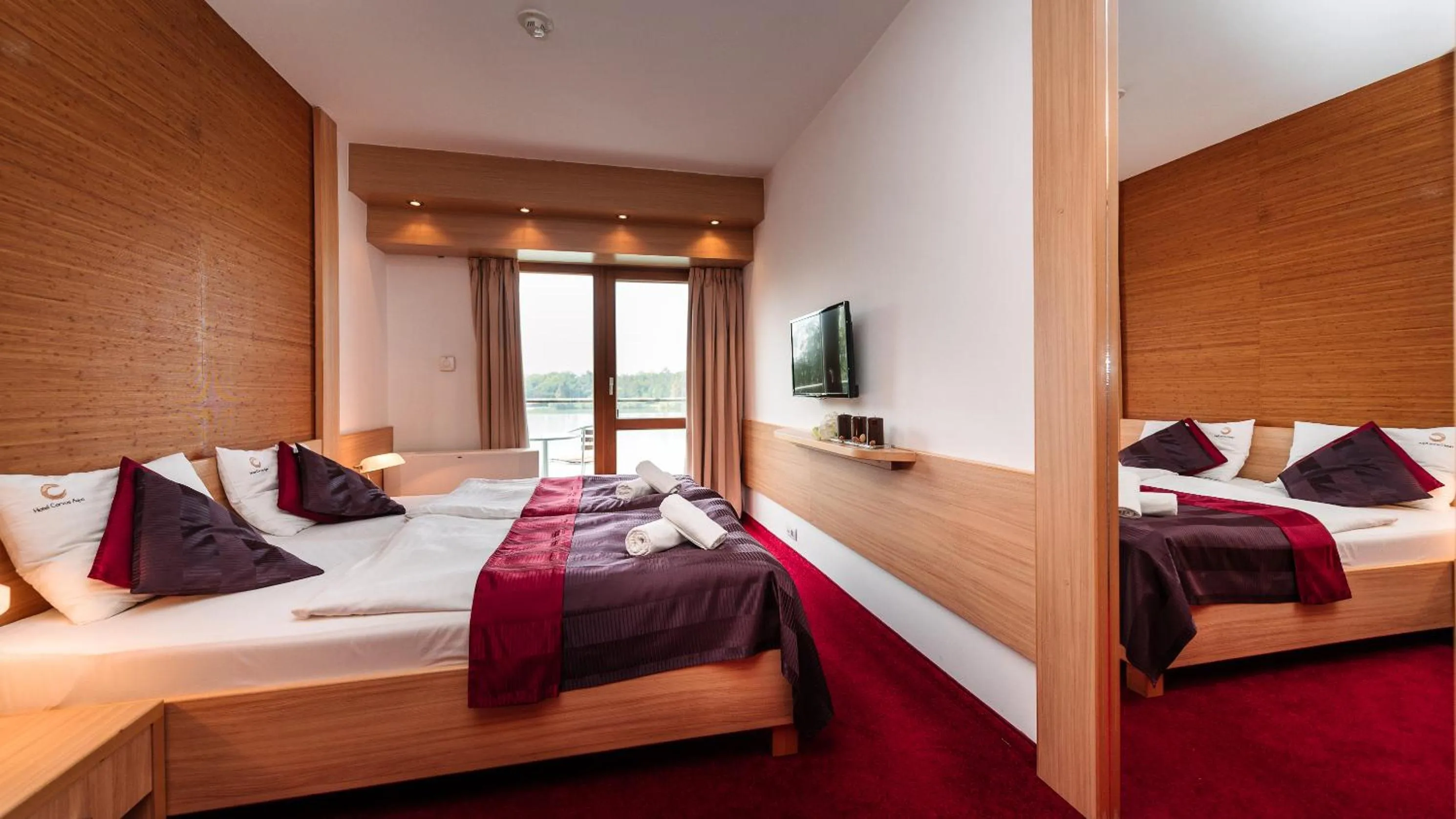 Bed in Hotel Corvus Aqua