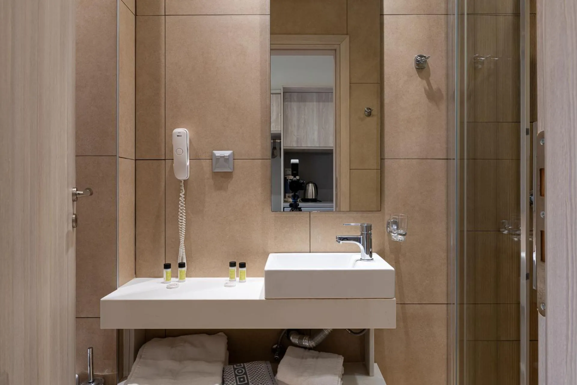 Shower in Elpis Studio Apartments