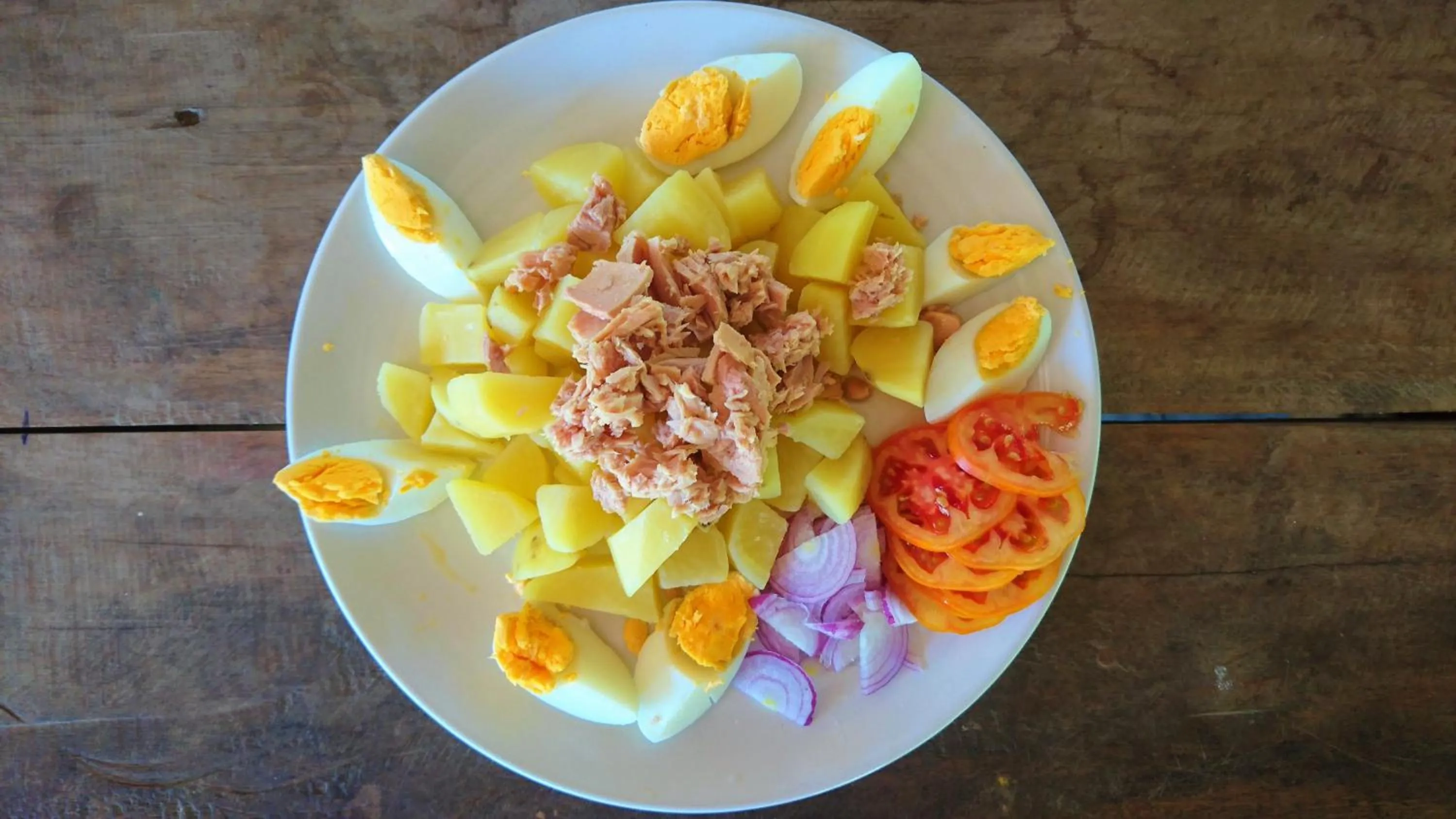 Lunch in Forra Dive Resort Sunrise