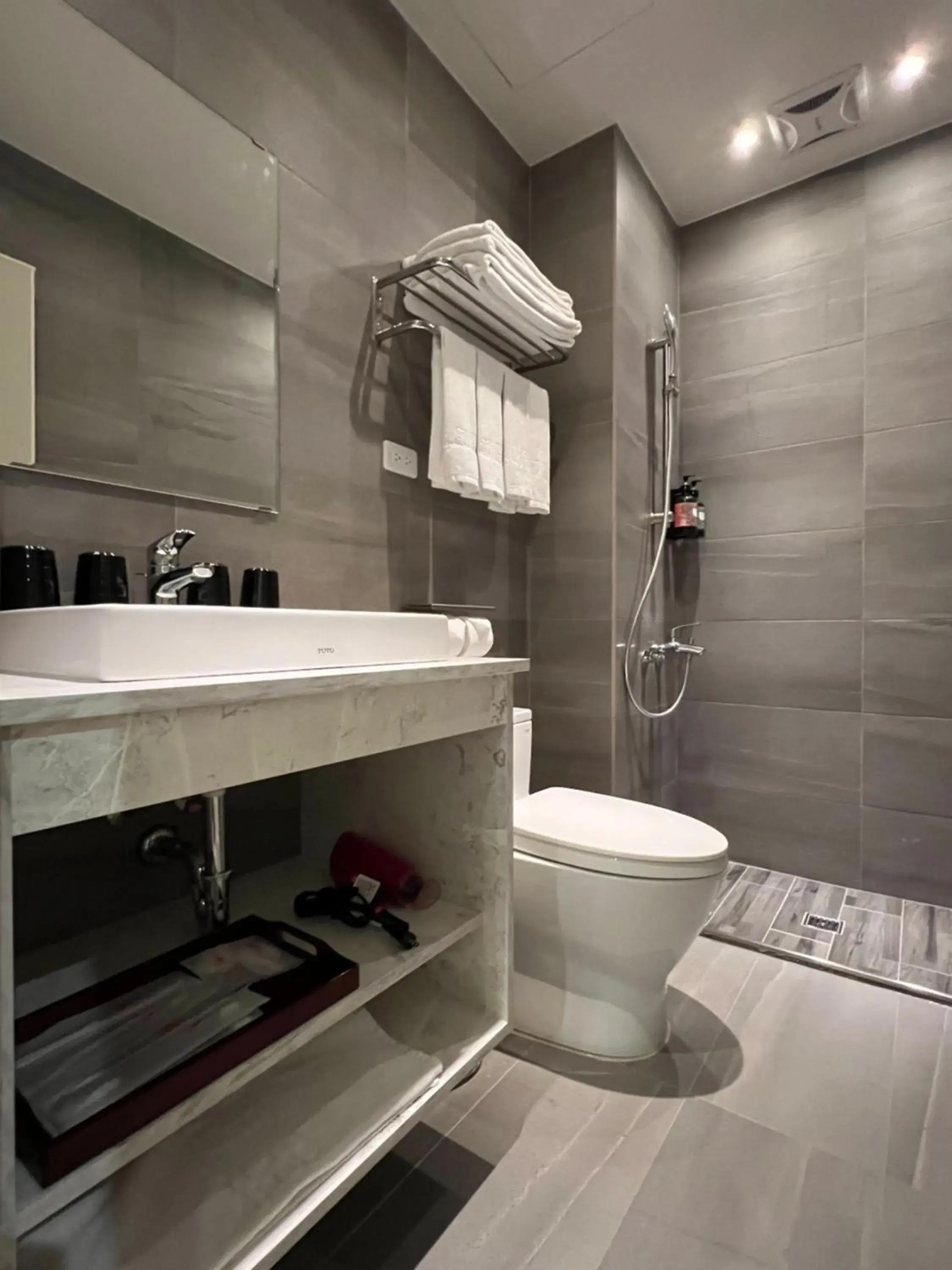 Classic Quadruple Room in Saint Hostel Classic Quadruple Room in Saint Hostel