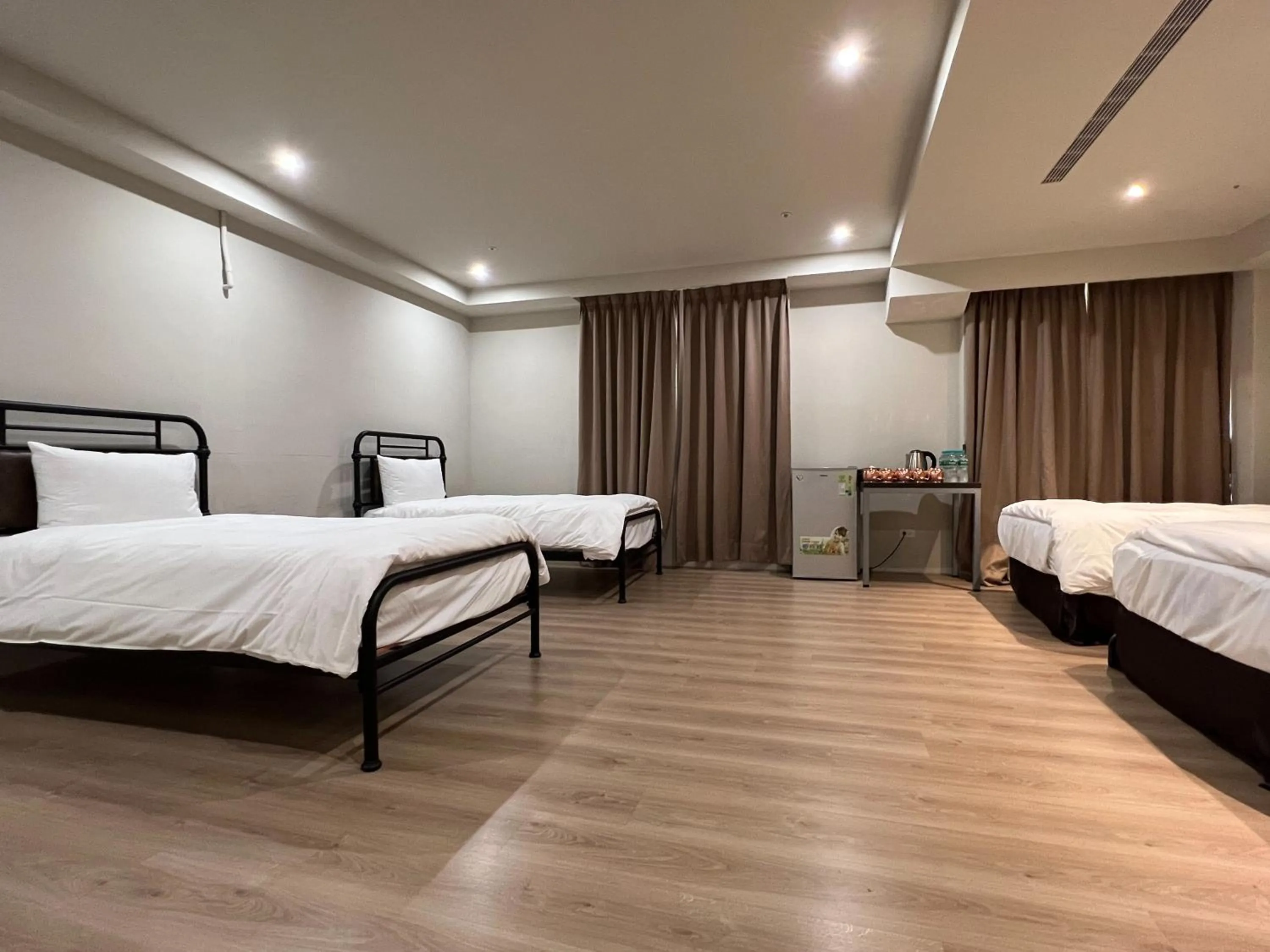 Photo of the whole room, Bed in Saint Hostel