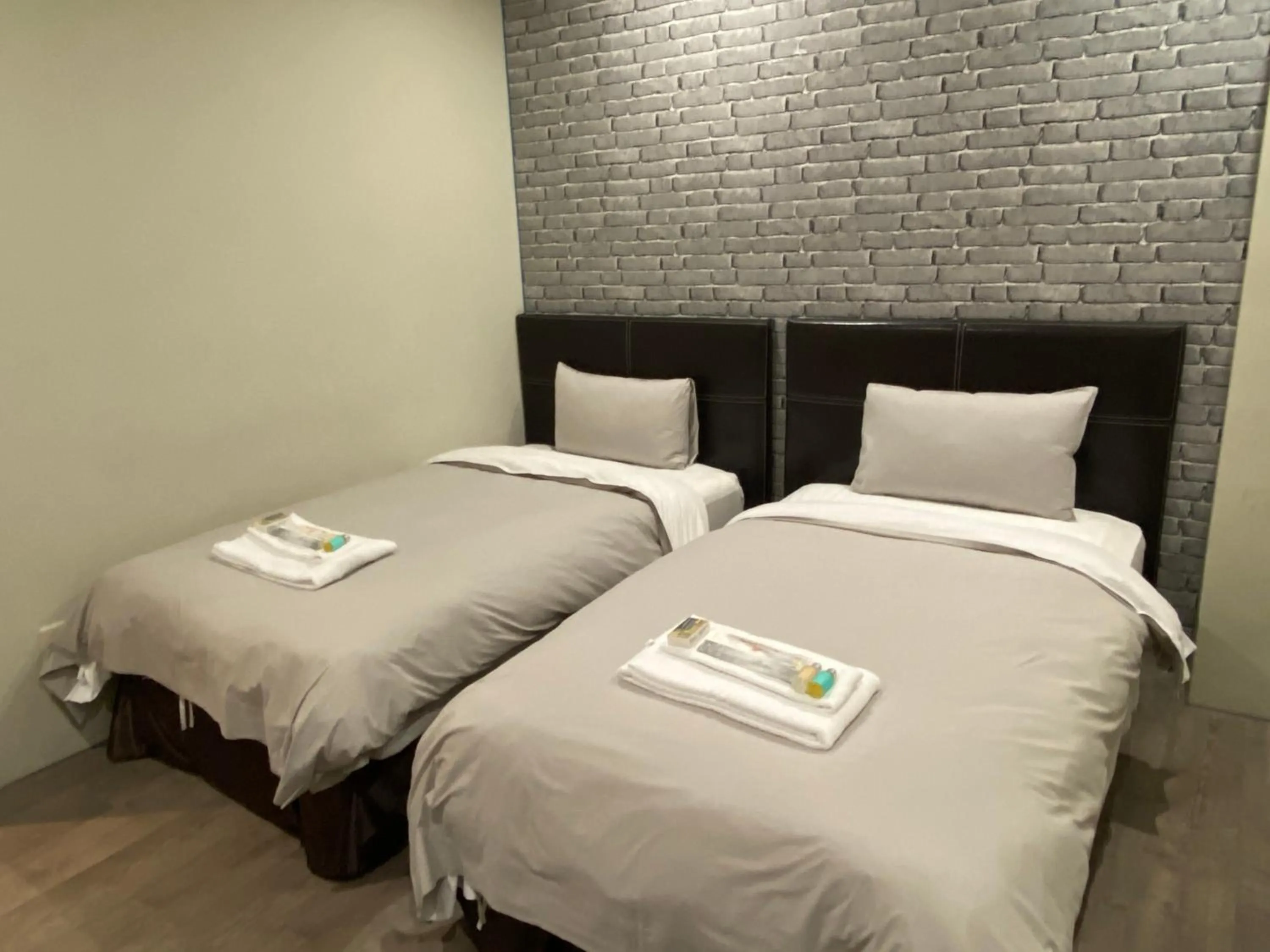 bunk bed, Bed in Saint Hostel