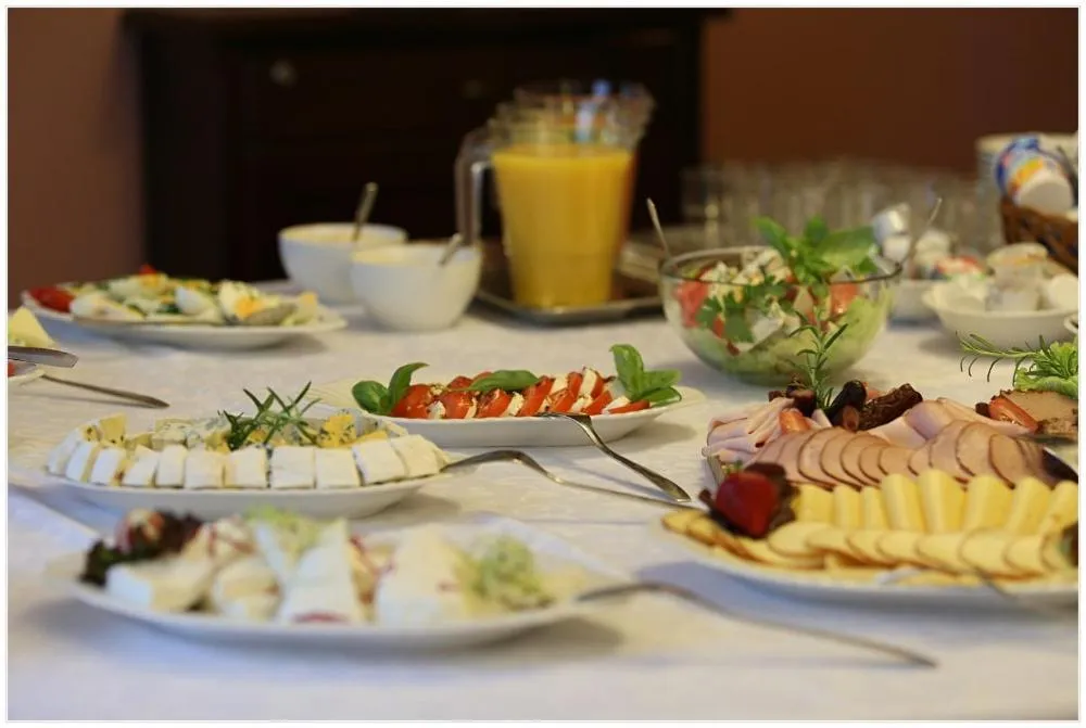 Buffet breakfast in Hotel Polonez