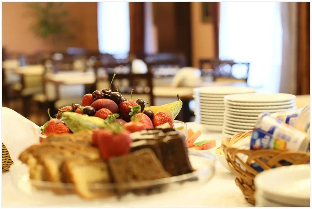 Buffet breakfast in Hotel Polonez