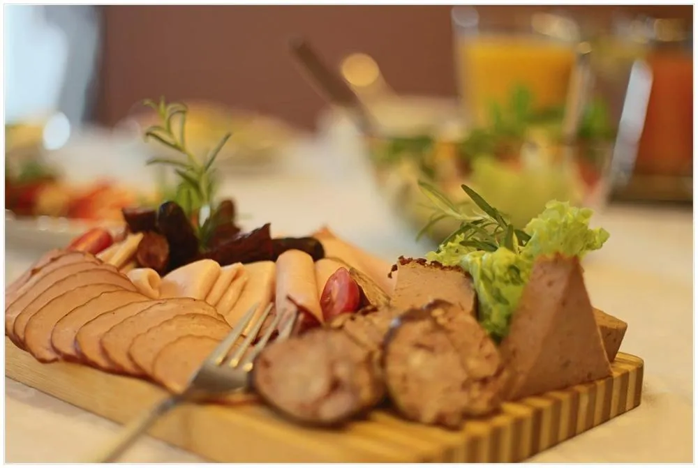 Buffet breakfast in Hotel Polonez