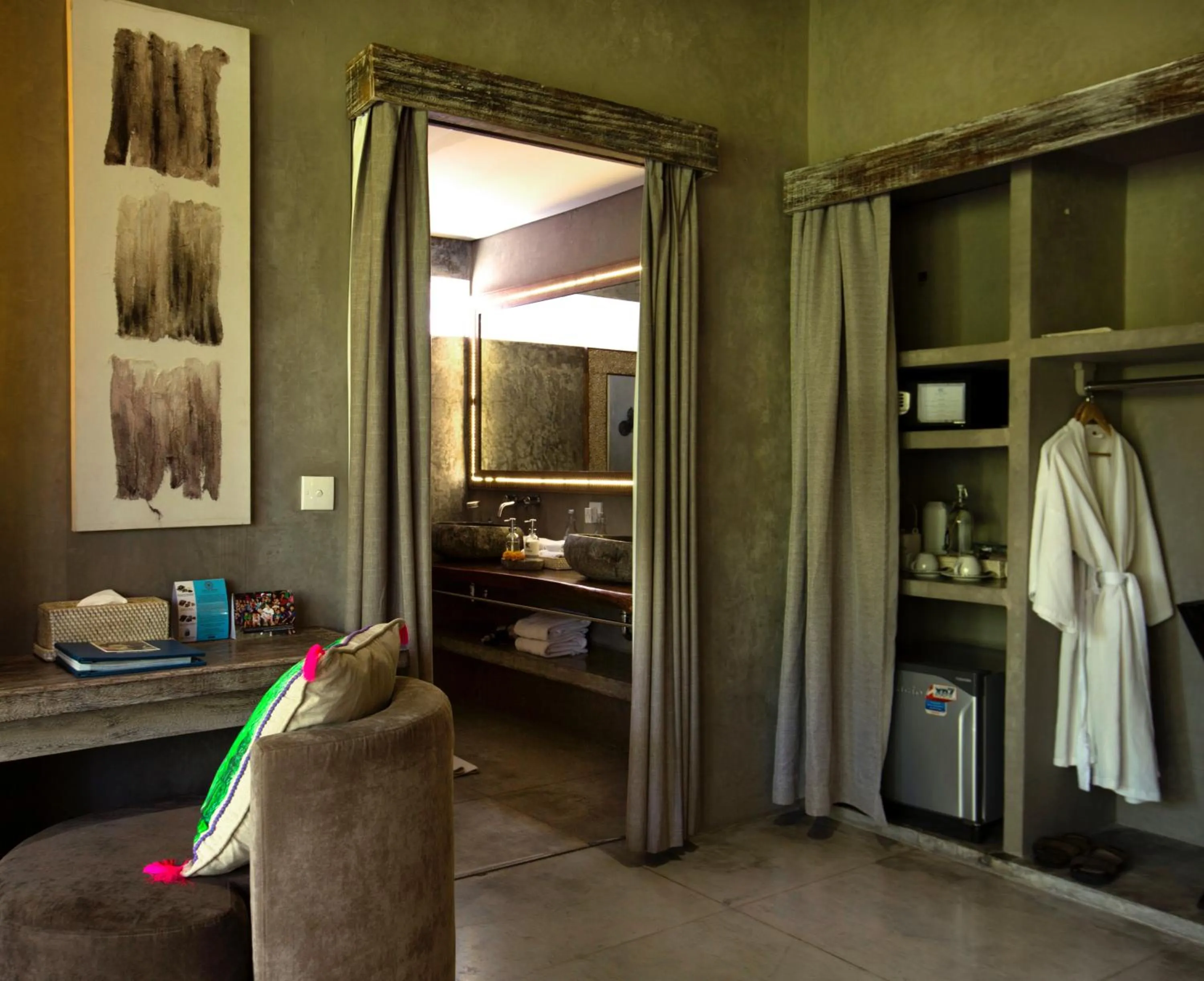 Bathroom in Blue Karma Dijiwa Seminyak