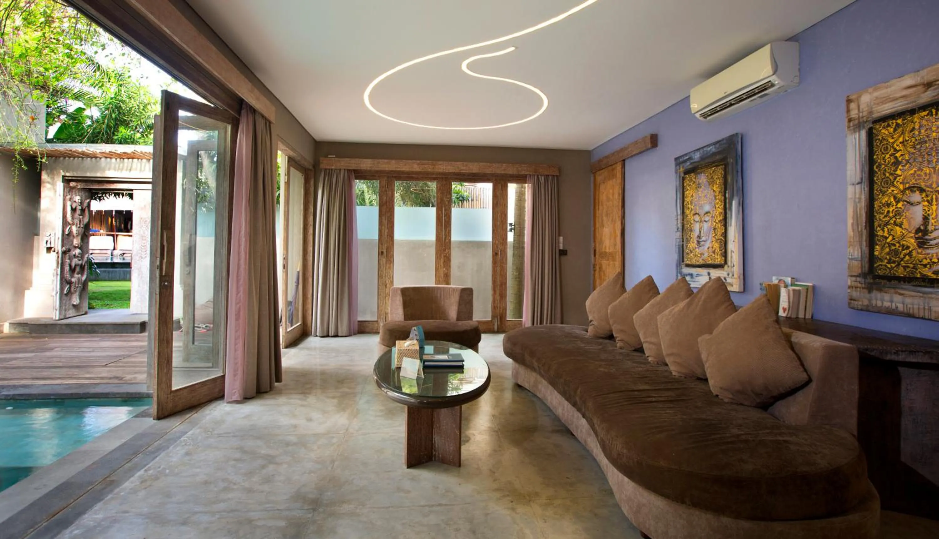 Living room in Blue Karma Dijiwa Seminyak