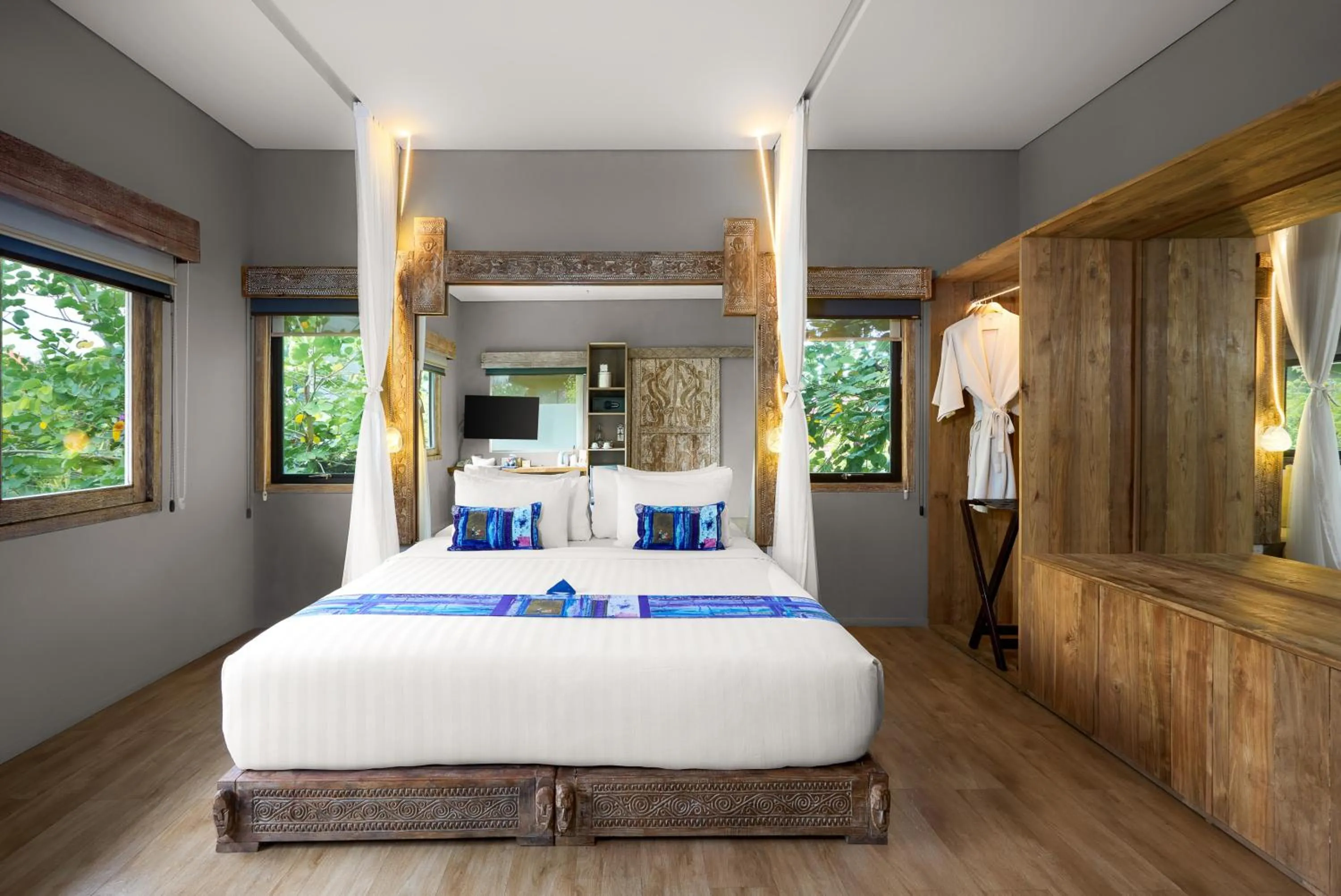Bedroom, Bed in Blue Karma Dijiwa Seminyak